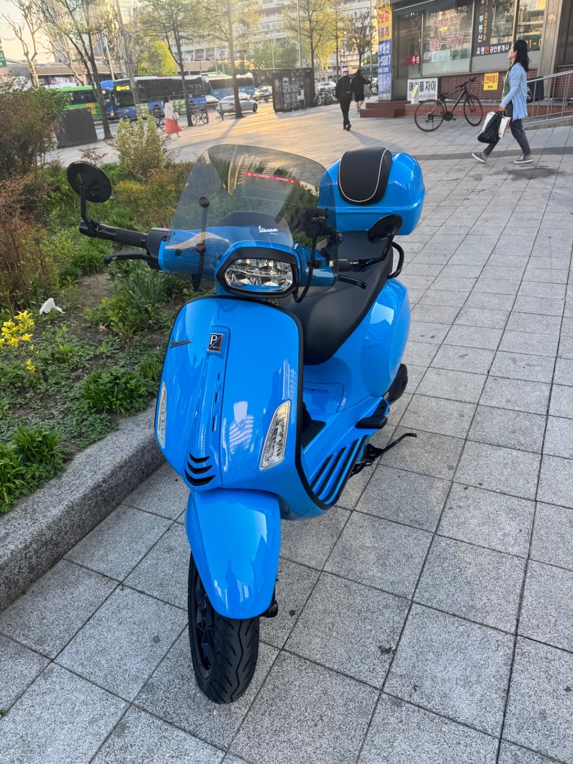 베스파 스프린트 125 ABS thumb 2