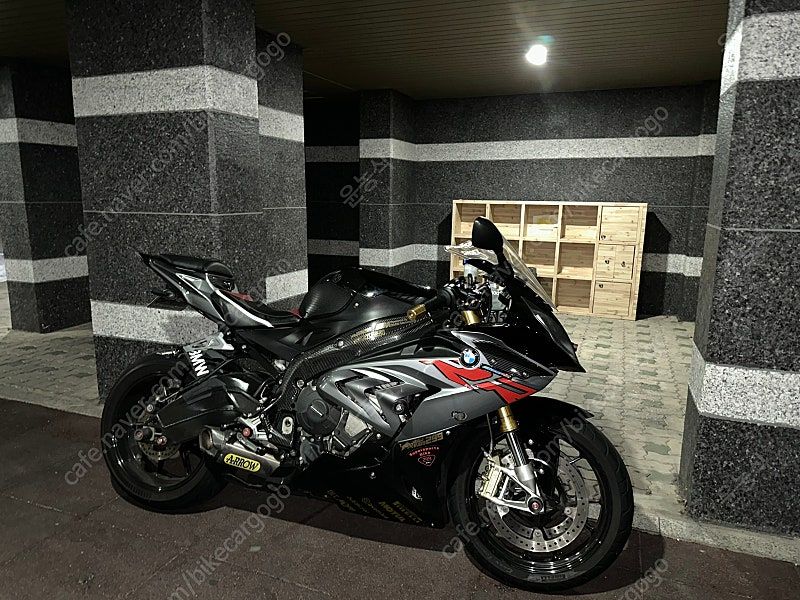 BMW S 1000 RR 2017 블랙 사진 4