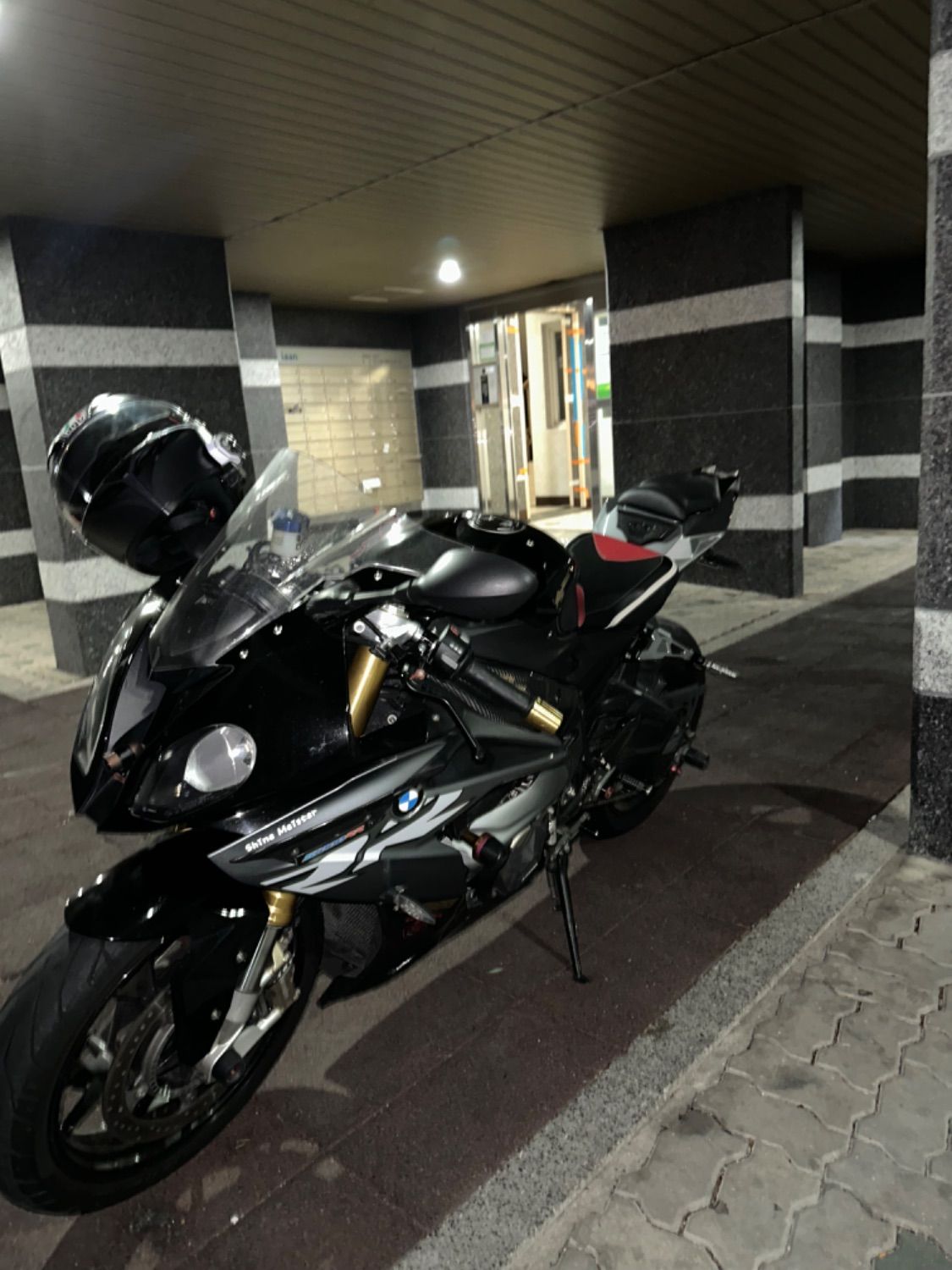 BMW S 1000 RR 2017 블랙 사진 4