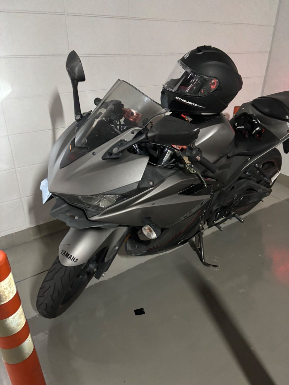 야마하 YZF R3 thumb 2