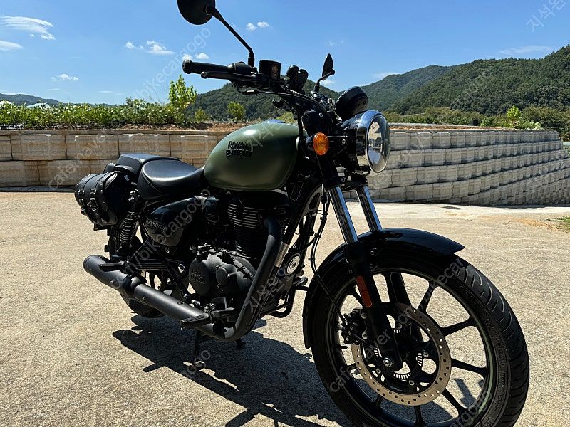 로얄엔필드 메테오 350 thumb 2