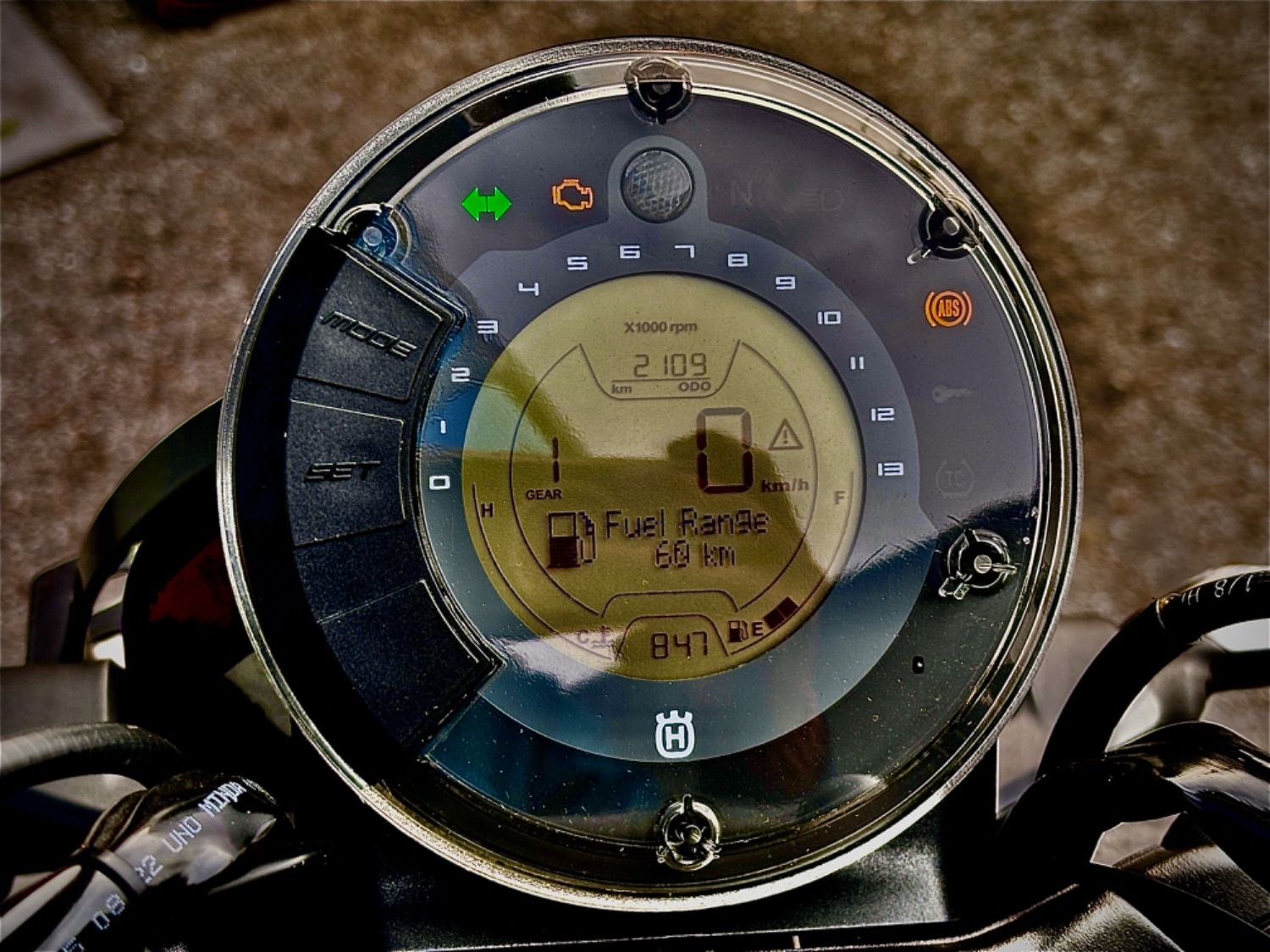 허스크바나 스바르트필렌 401 more