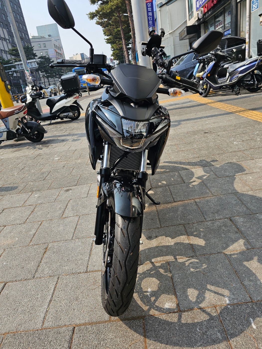 스즈키 GSX S 125 thumb 2