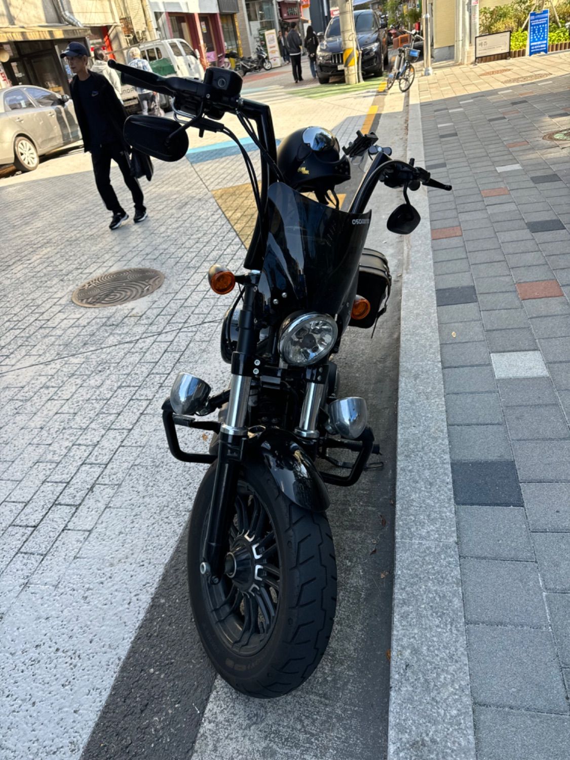 할리데이비슨 포티에잇 스페셜 more