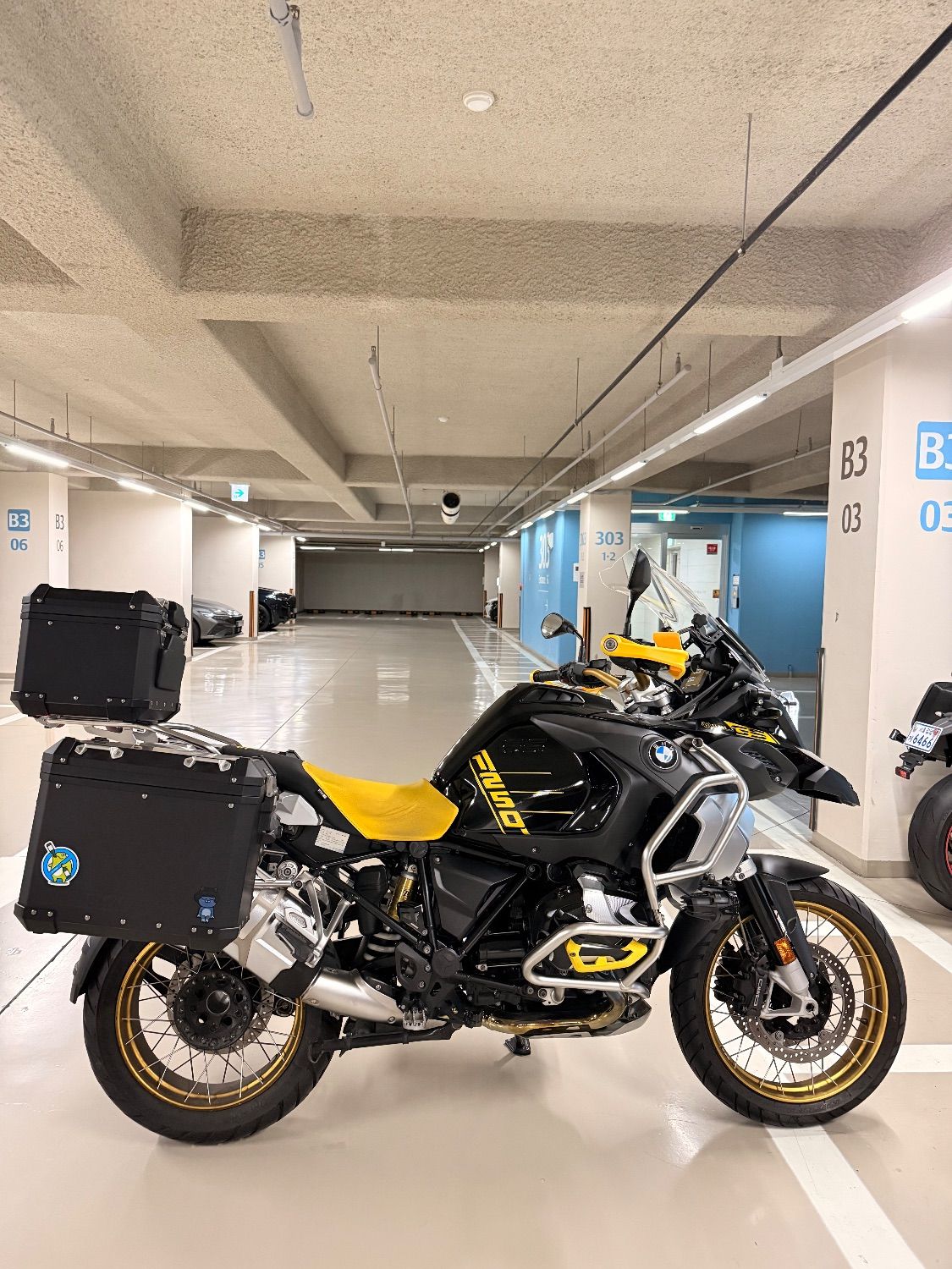 BMW R 1250 GS 40th 2021 블랙 사진 5