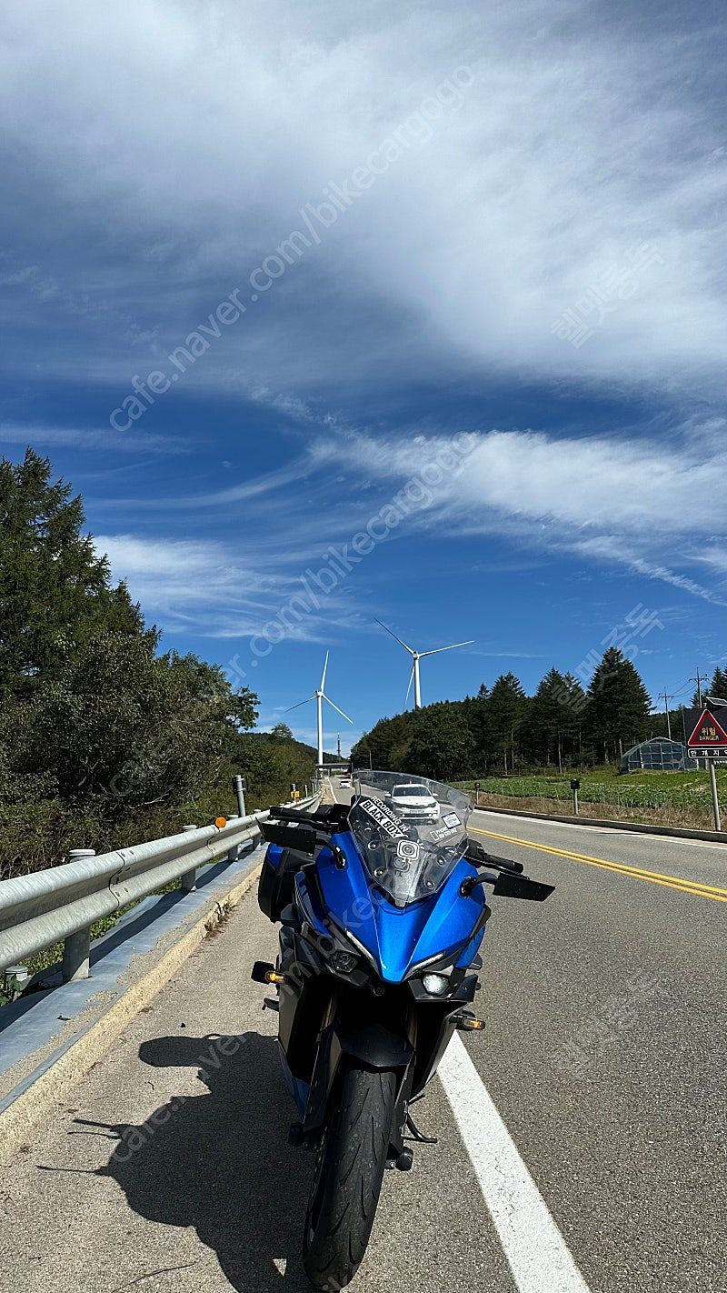 스즈키 GSX S 1000 GT more