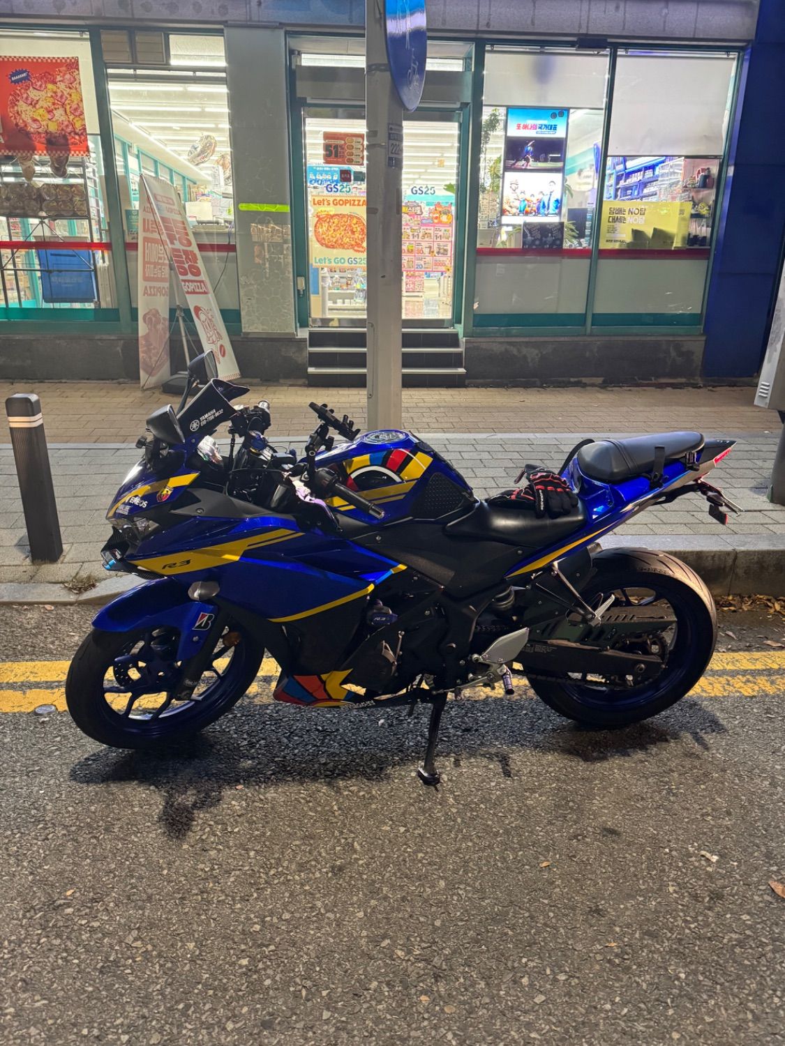 야마하 YZF R3 thumb 2