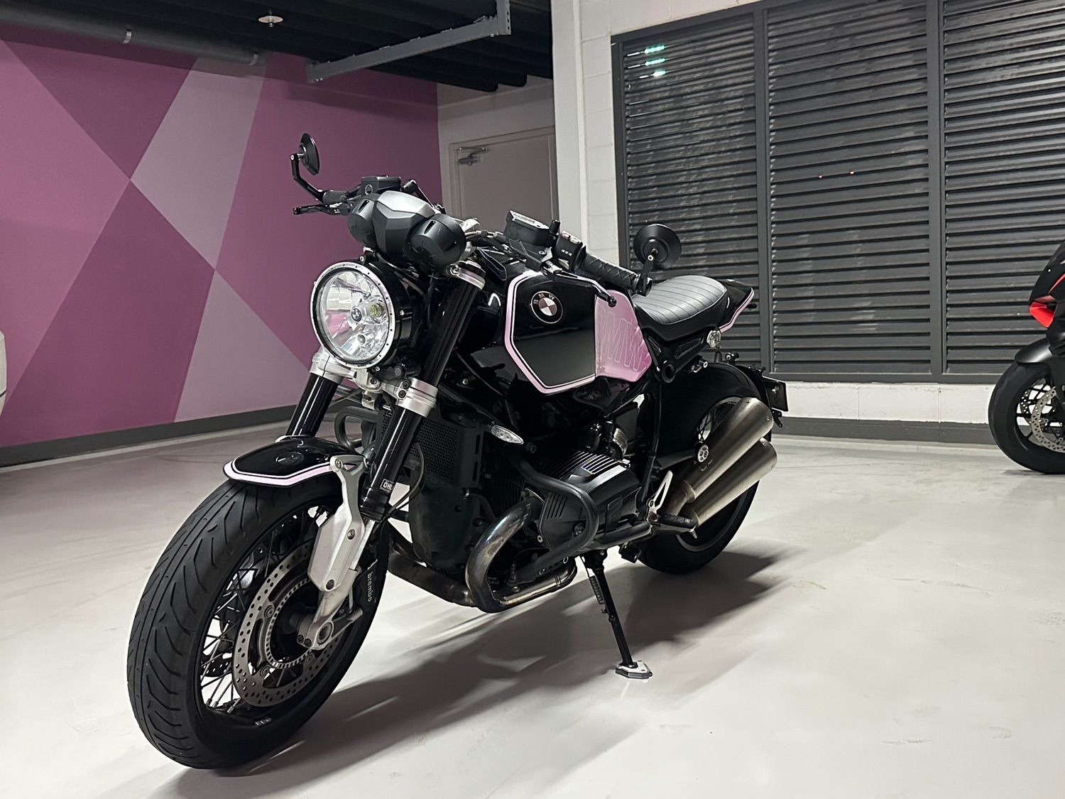 BMW R nine T 2016 블랙 사진 2