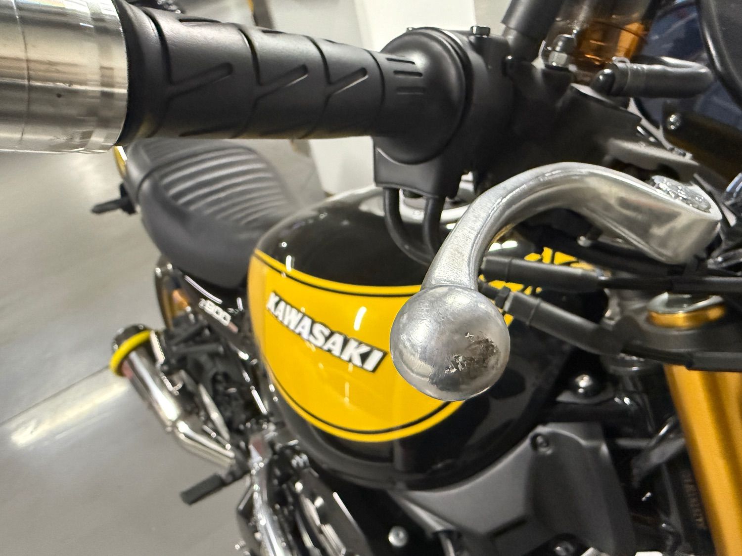 가와사키 Z 900 RS SE ABS 2023 옐로 사진 7