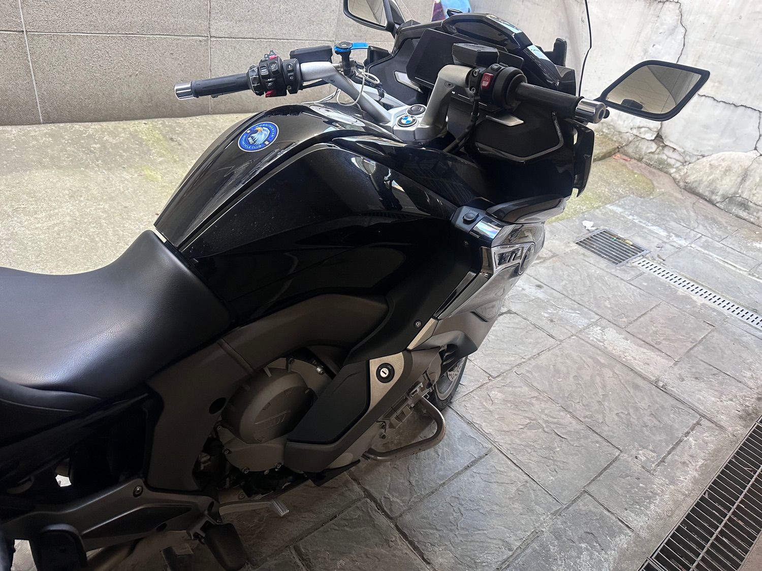 BMW K 1600 GTL 2023 블랙 사진 4