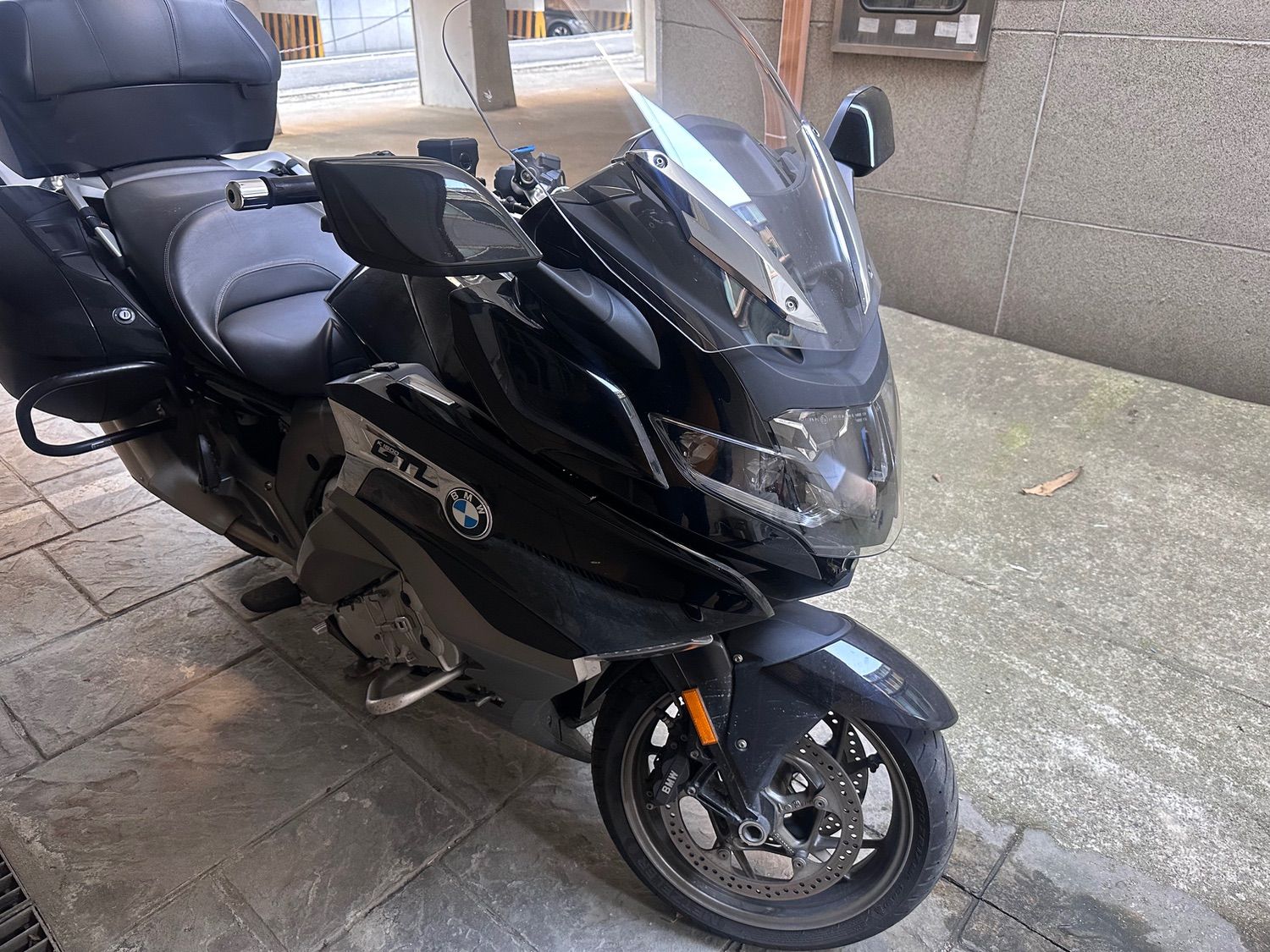 BMW K 1600 GTL 2023 블랙 사진 5