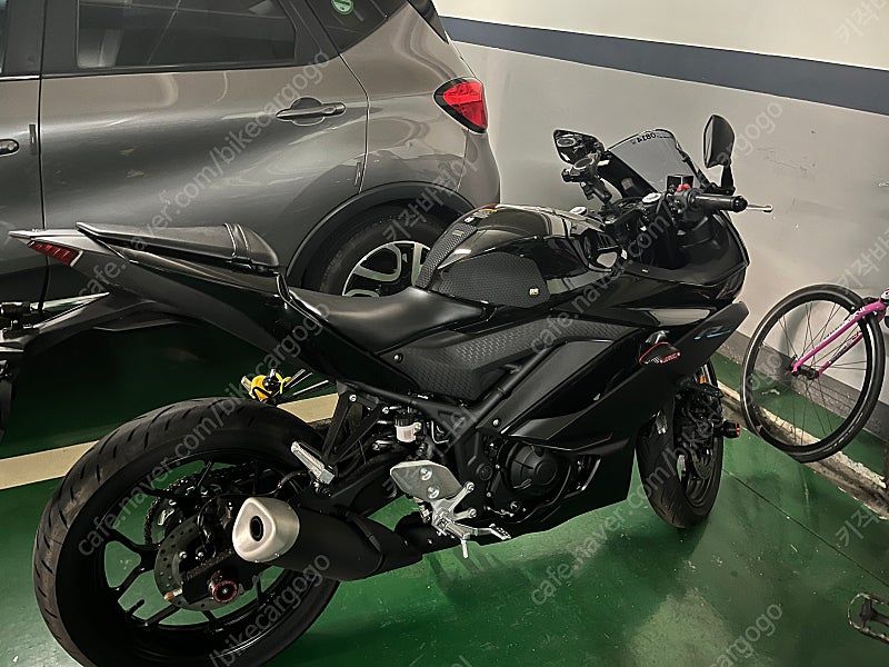 야마하 YZF R3 more