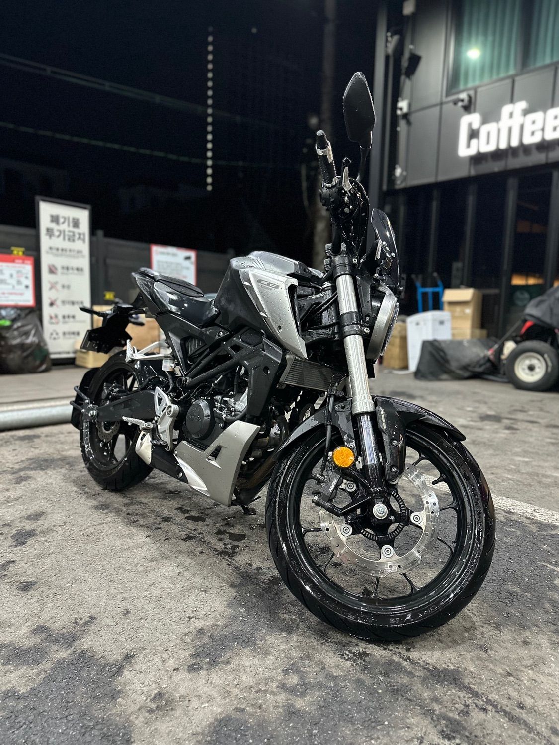 혼다 CB 125 R thumb 2