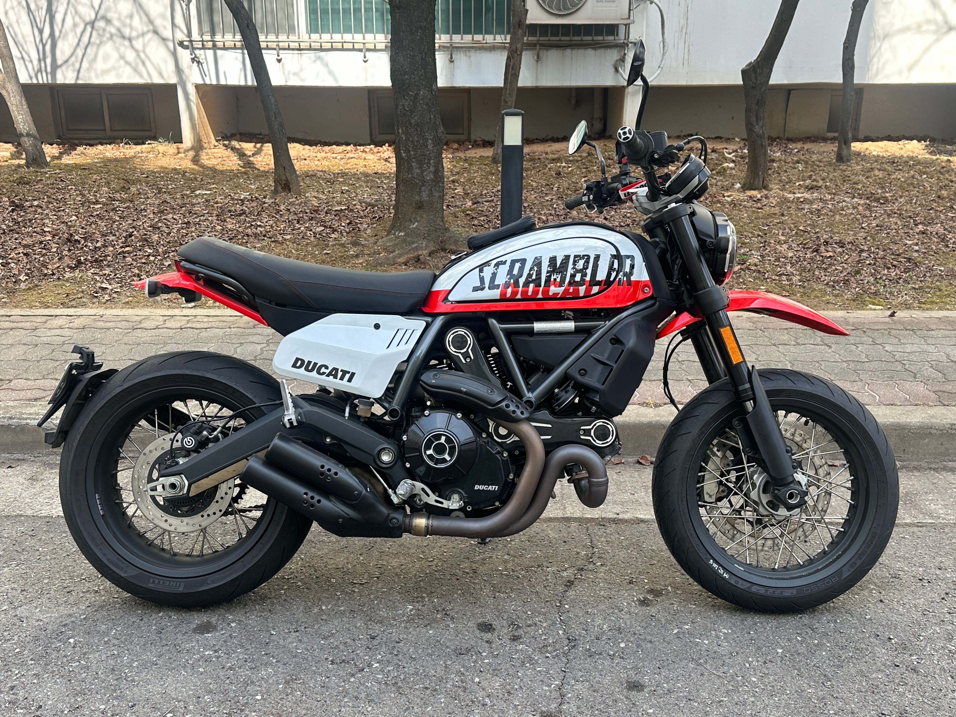 두카티 스크램블러 어반 모타드 thumb 2