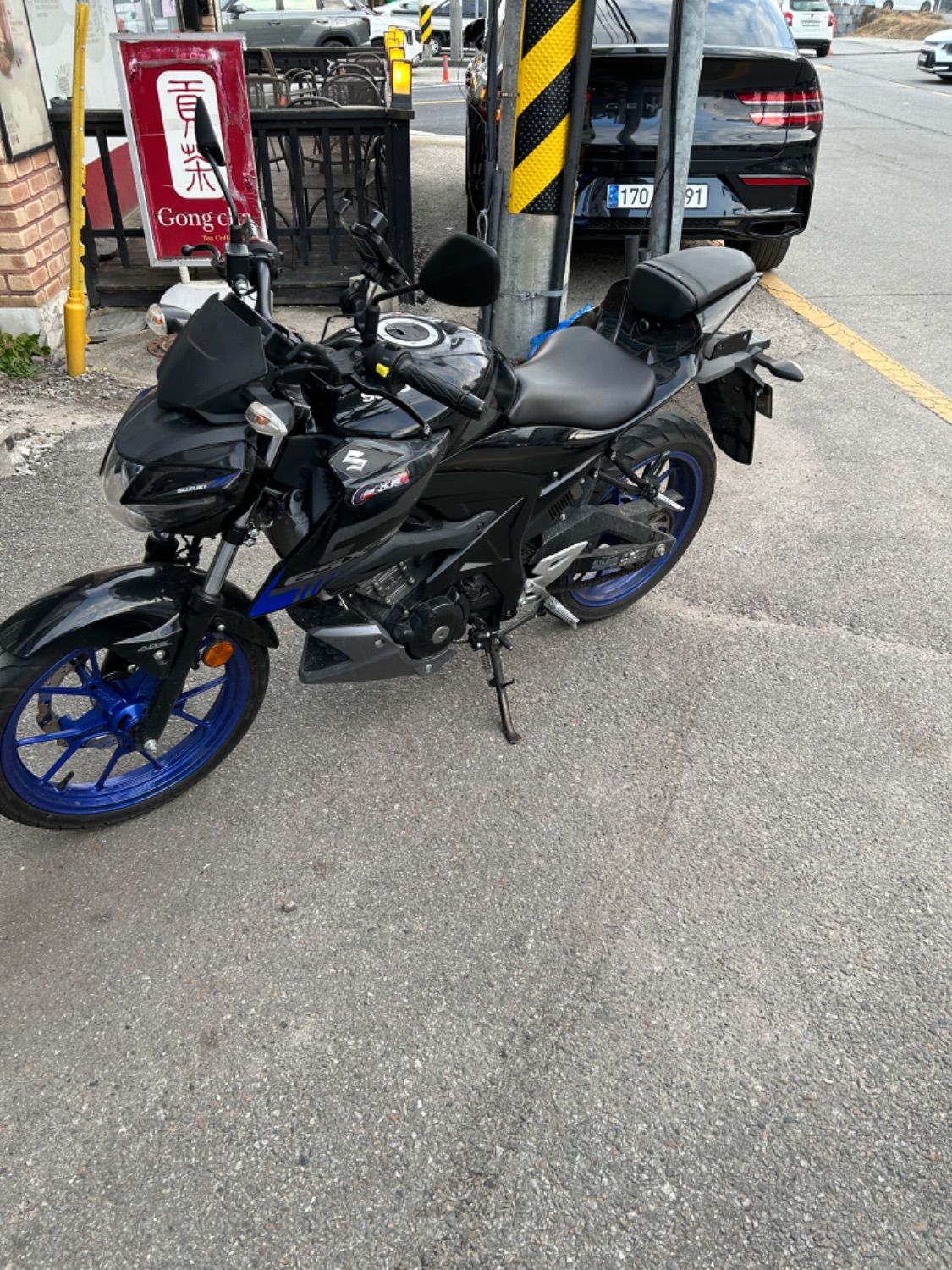 스즈키 GSX S 125 thumb 2