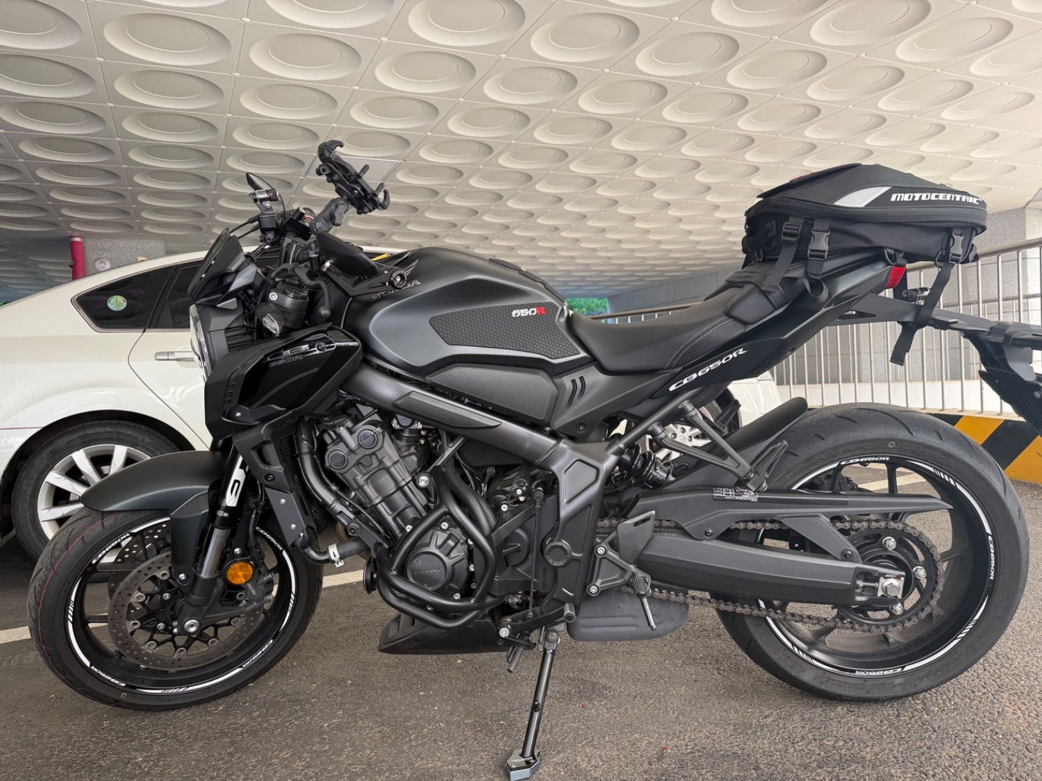 혼다 CB 650 R more