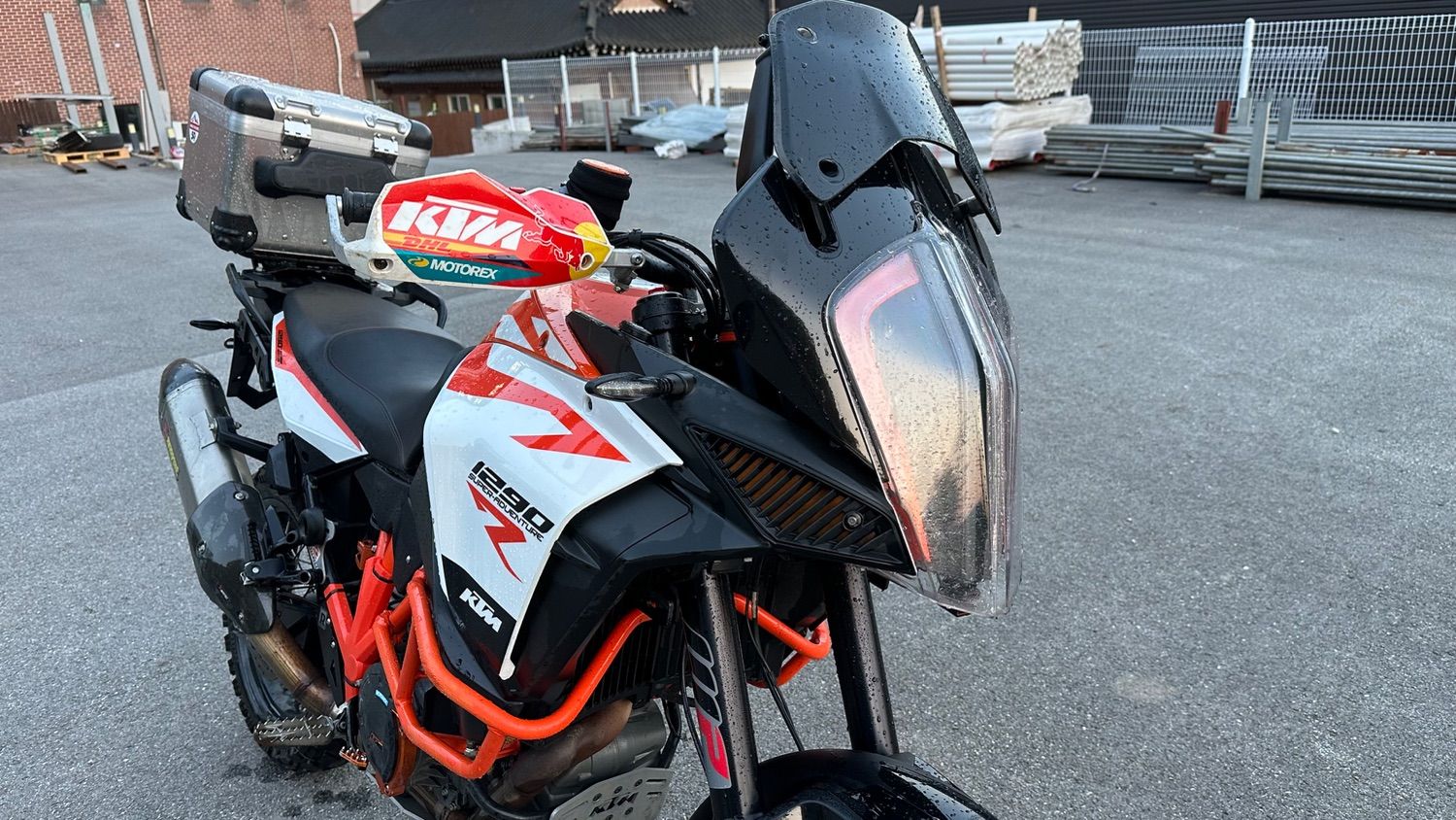 KTM 1290 슈퍼 어드벤처 R thumb 2