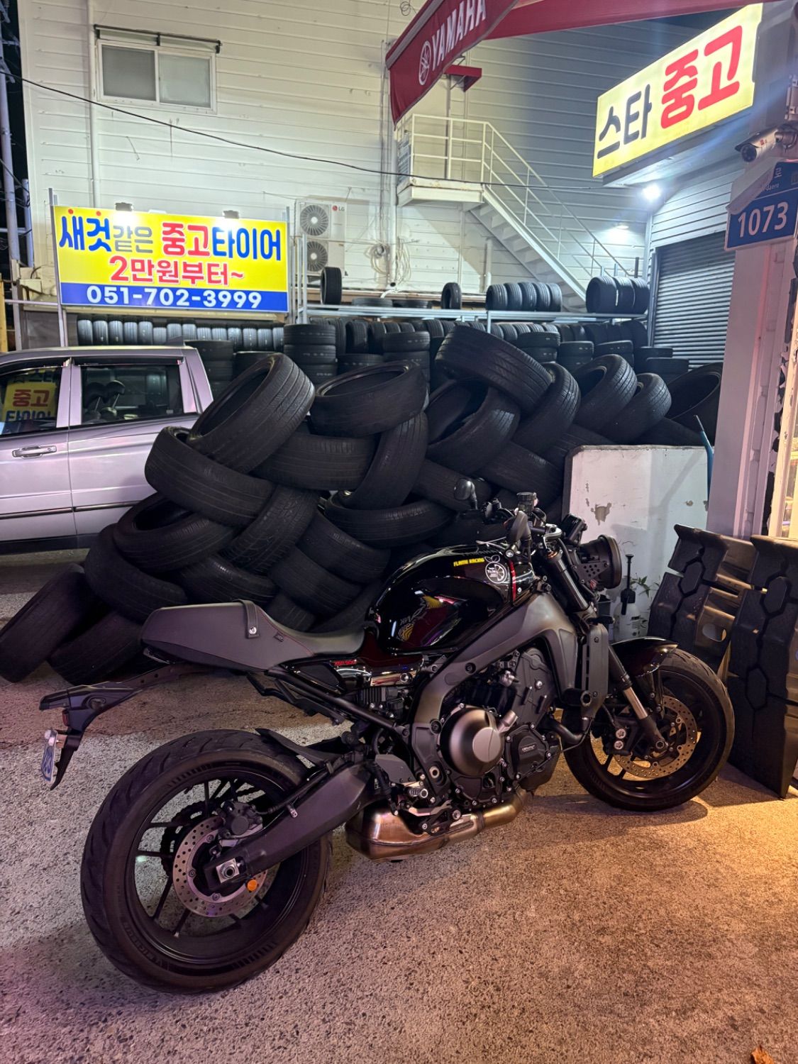 야마하 XSR 900 2022 블랙 사진 4