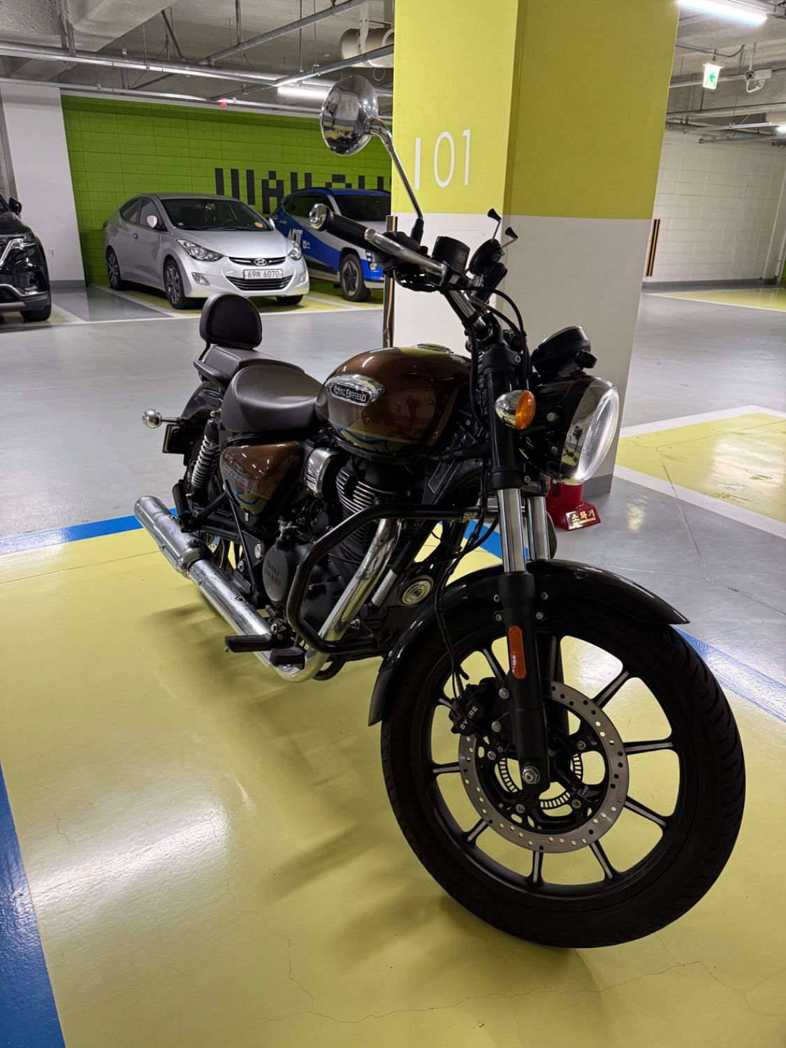 로얄엔필드 메테오 350 more