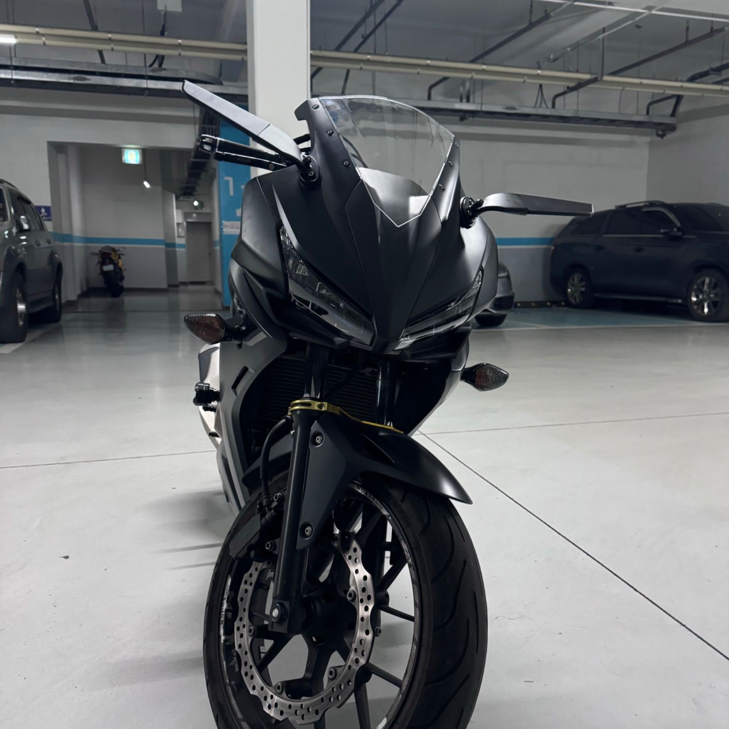 혼다 CBR 500 R thumb 2