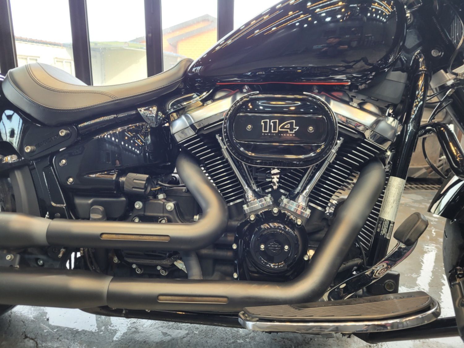 할리데이비슨 배드보이 thumb 2