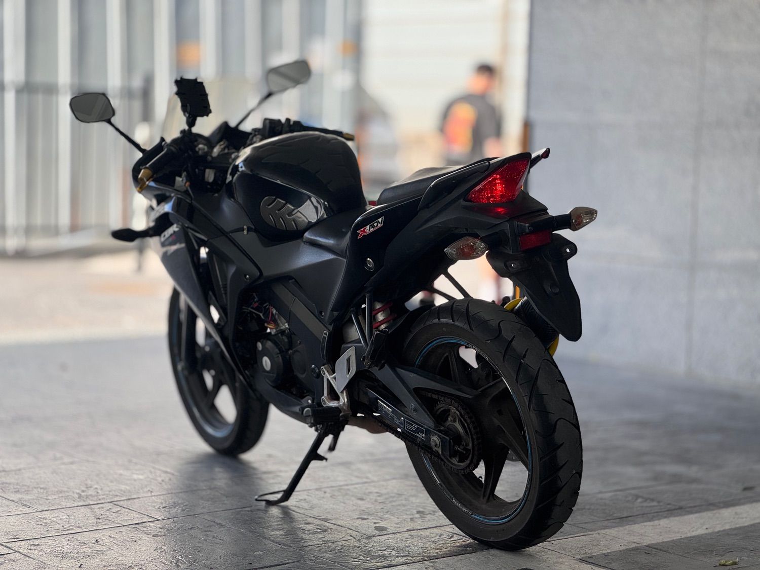 혼다 CBR 125 R more