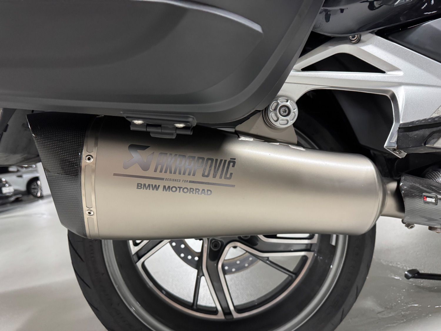 BMW R 1250 RT 2023 블랙 사진 5