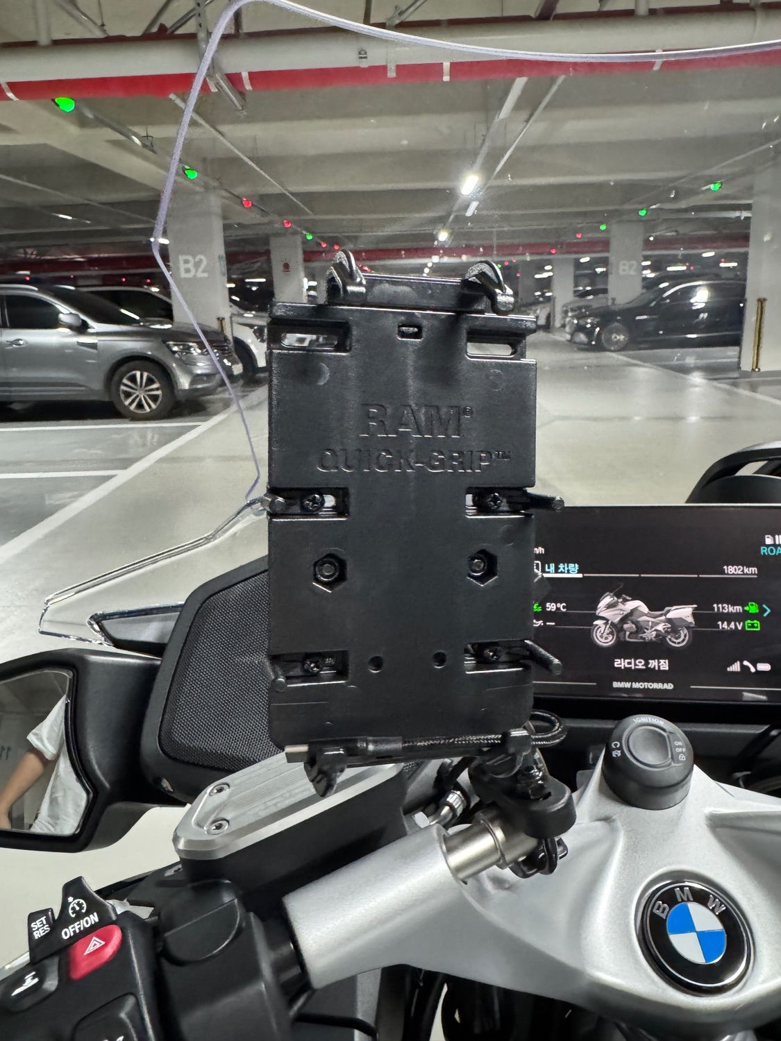 BMW R 1250 RT 2023 블랙 사진 6