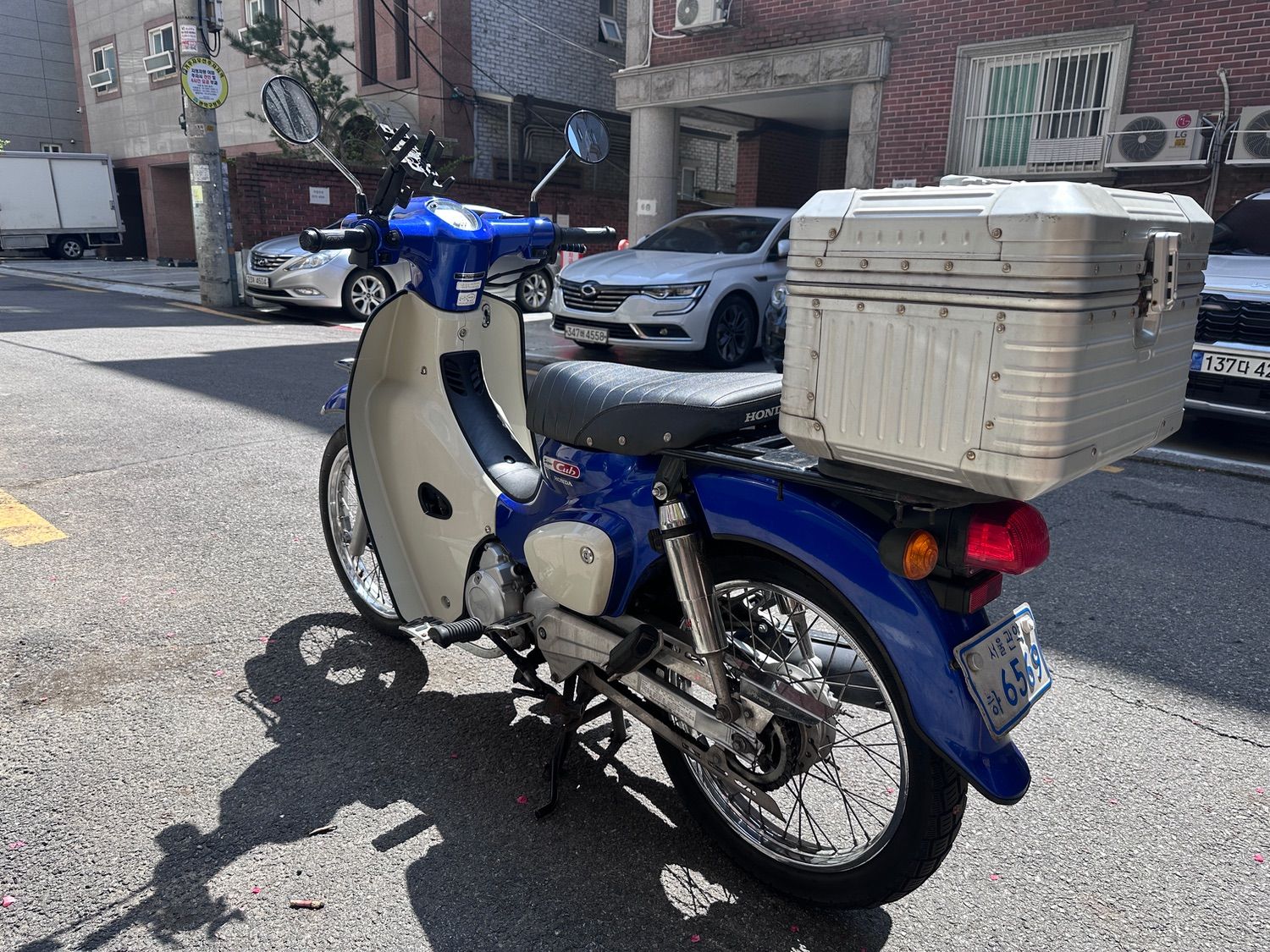 혼다 슈퍼 커브 110 thumb 2