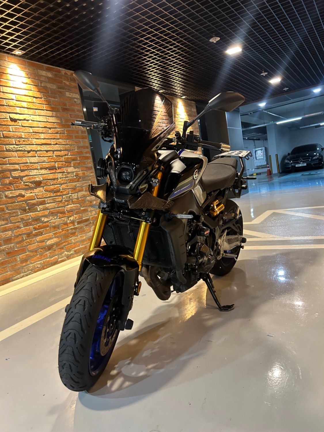 야마하 MT 09 SP main