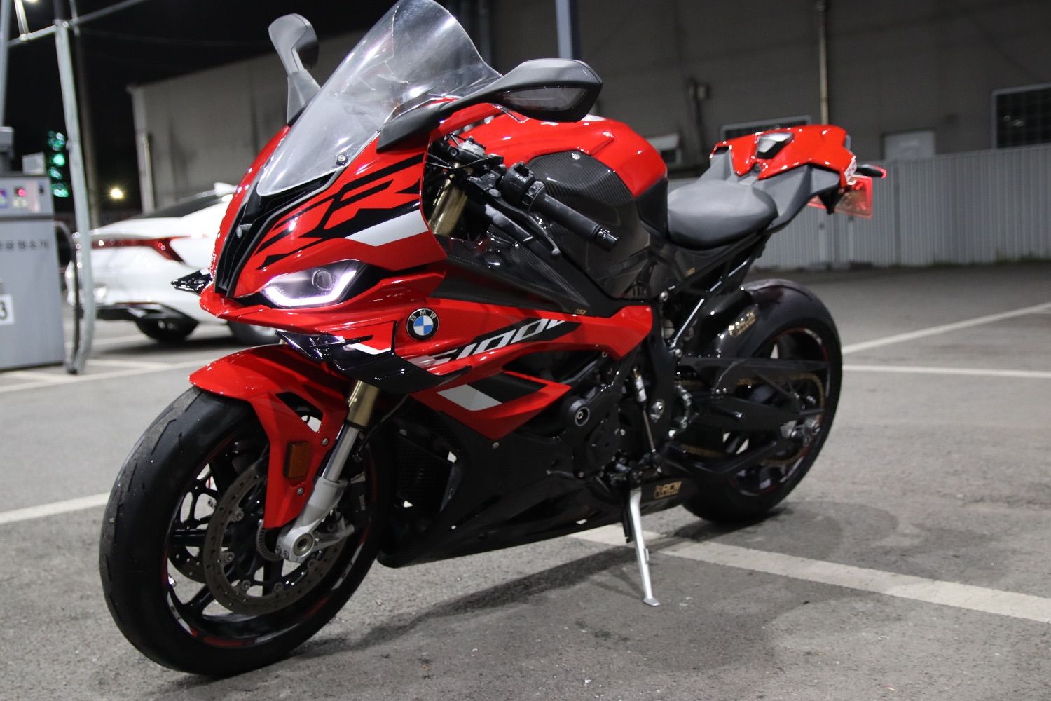 BMW S 1000 RR 2023 레드 사진 4