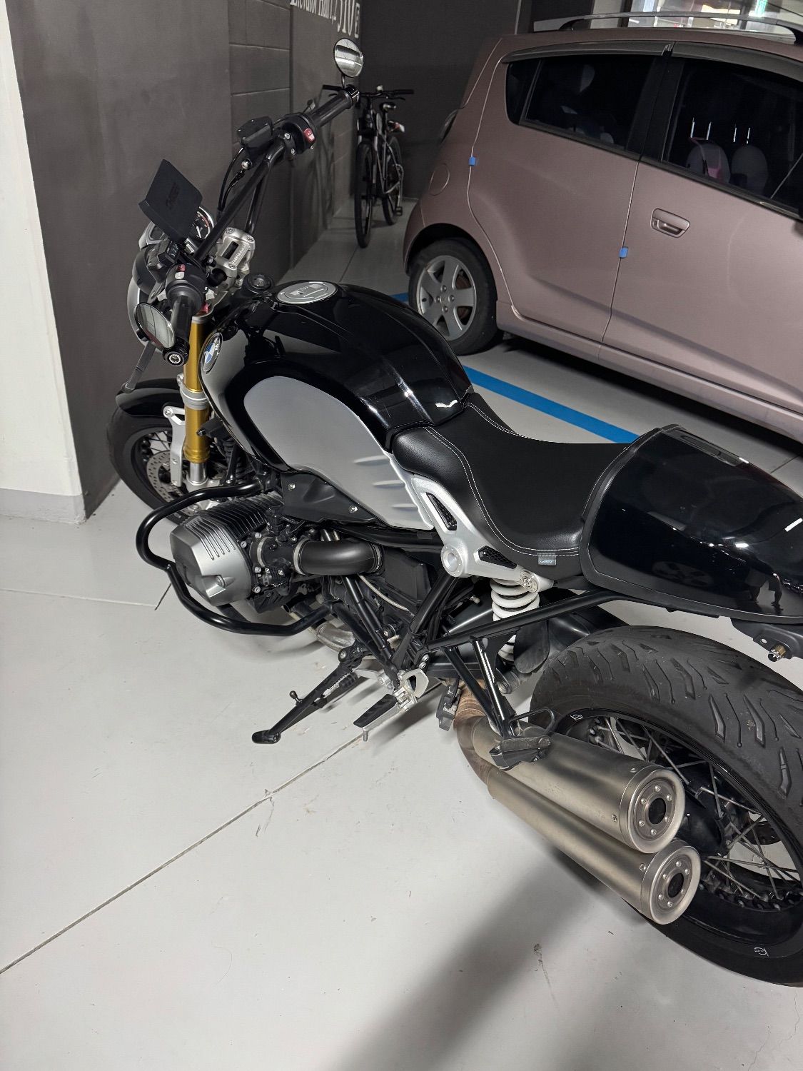 BMW R nine T 2014 블랙 사진 3