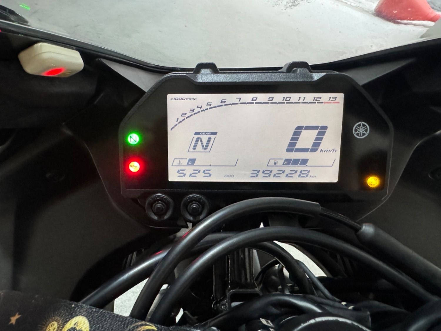 야마하 YZF R3 more