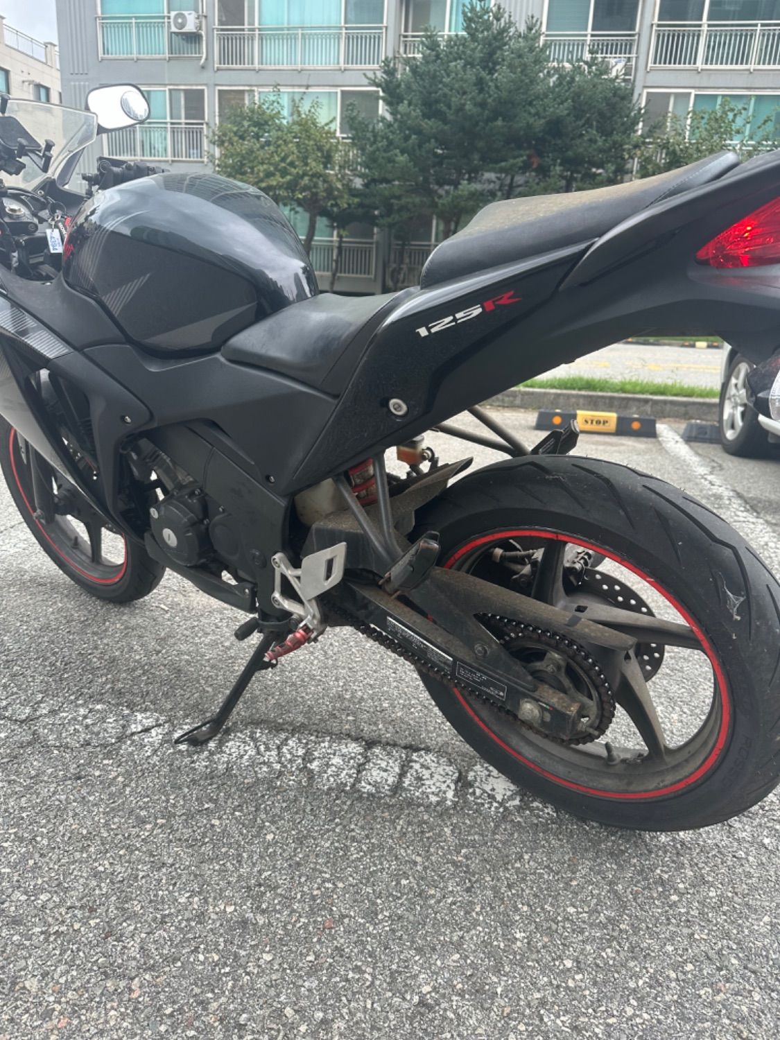 혼다 CBR 125 R thumb 2