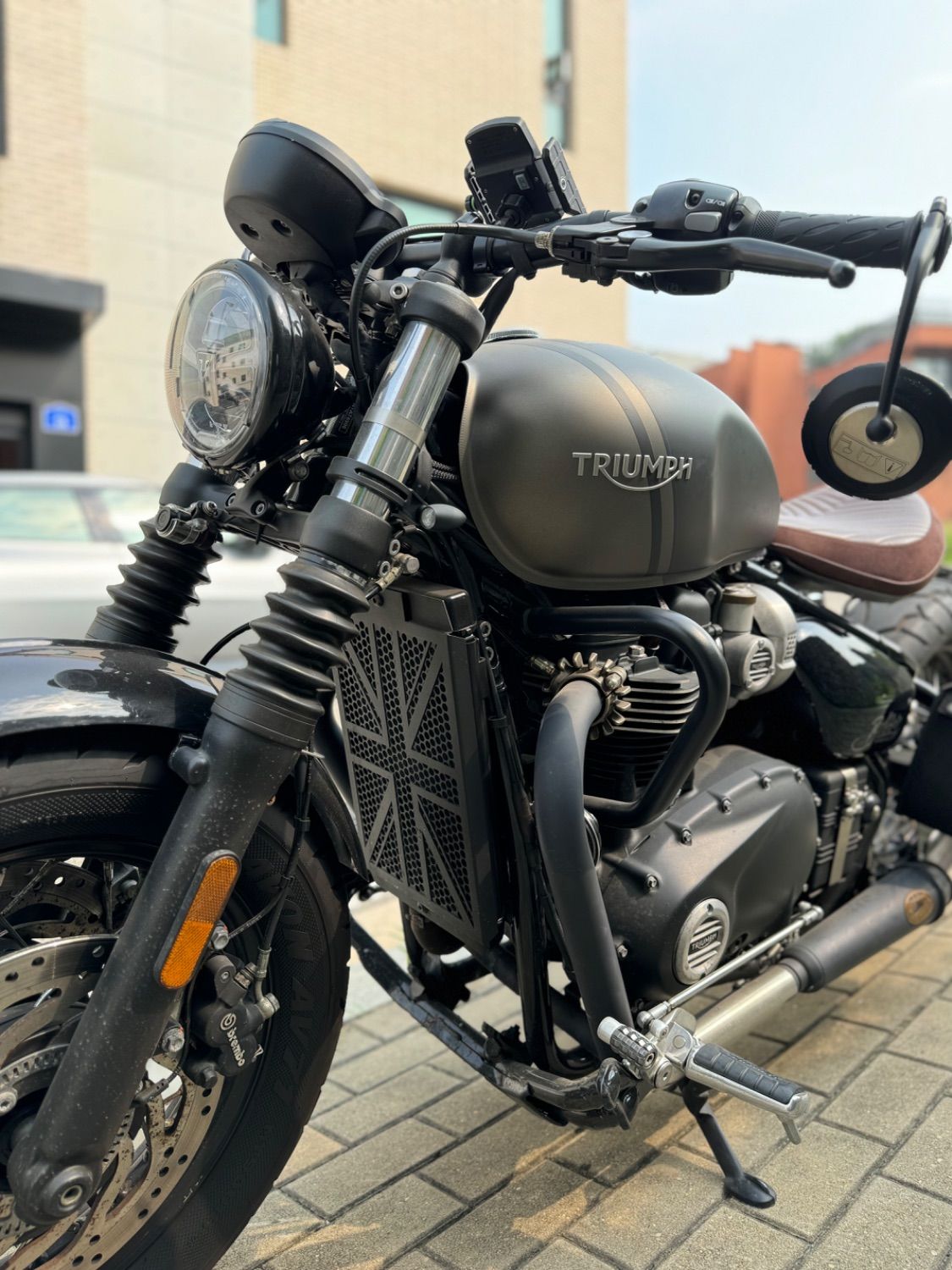 트라이엄프 본네빌 바버 블랙 more