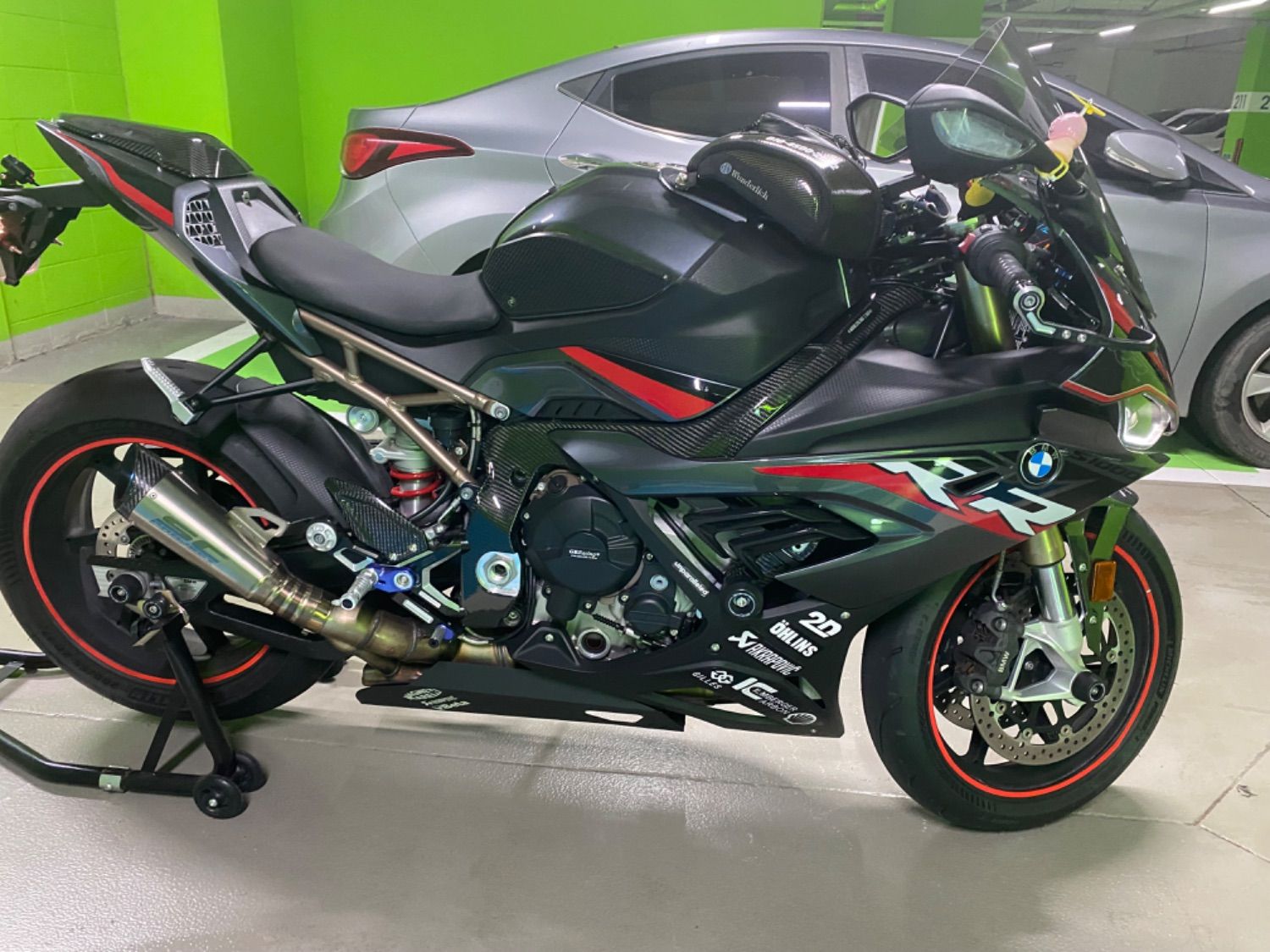 BMW S 1000 RR 2022 블랙 사진 4