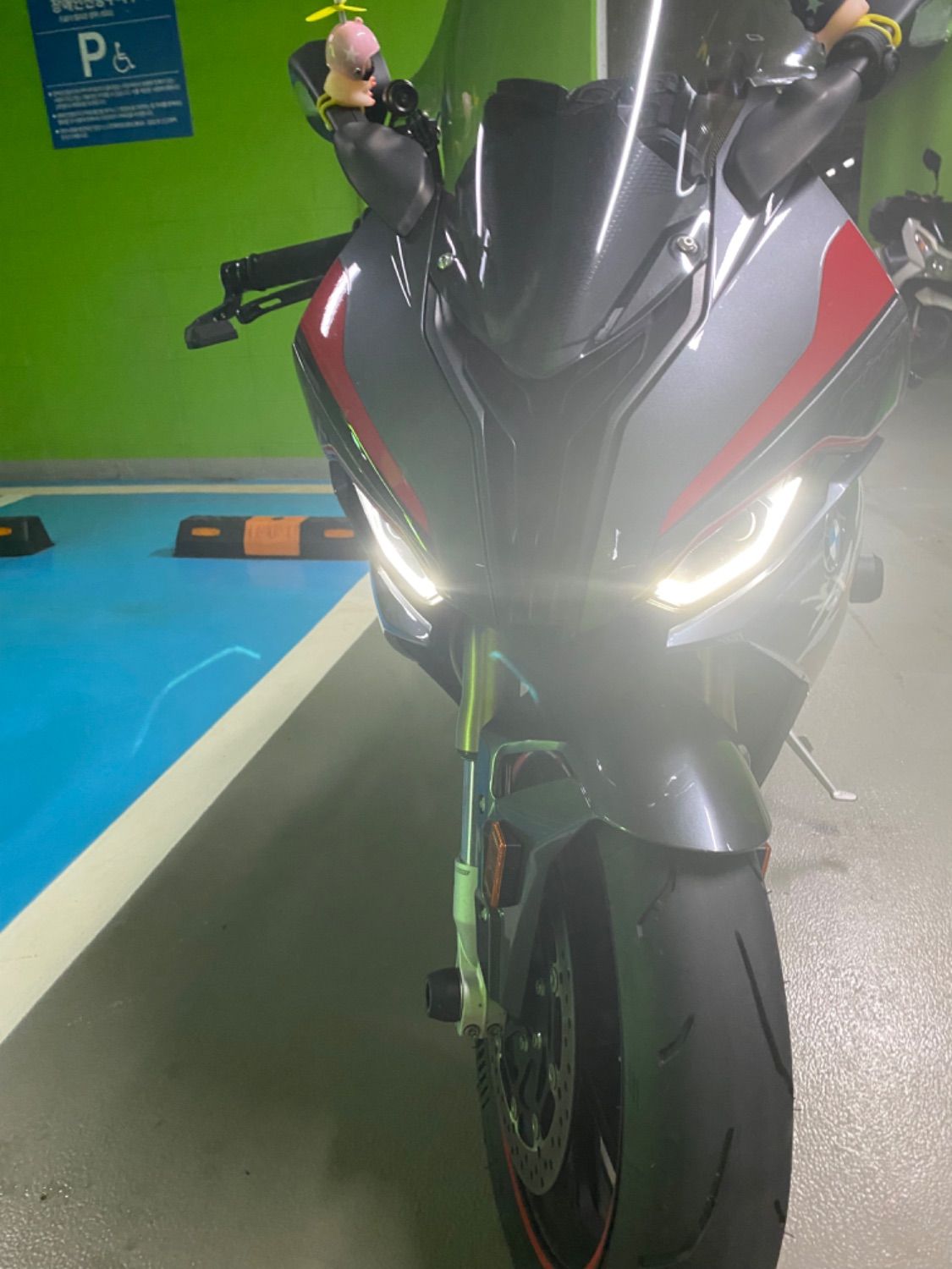 BMW S 1000 RR 2022 블랙 사진 5