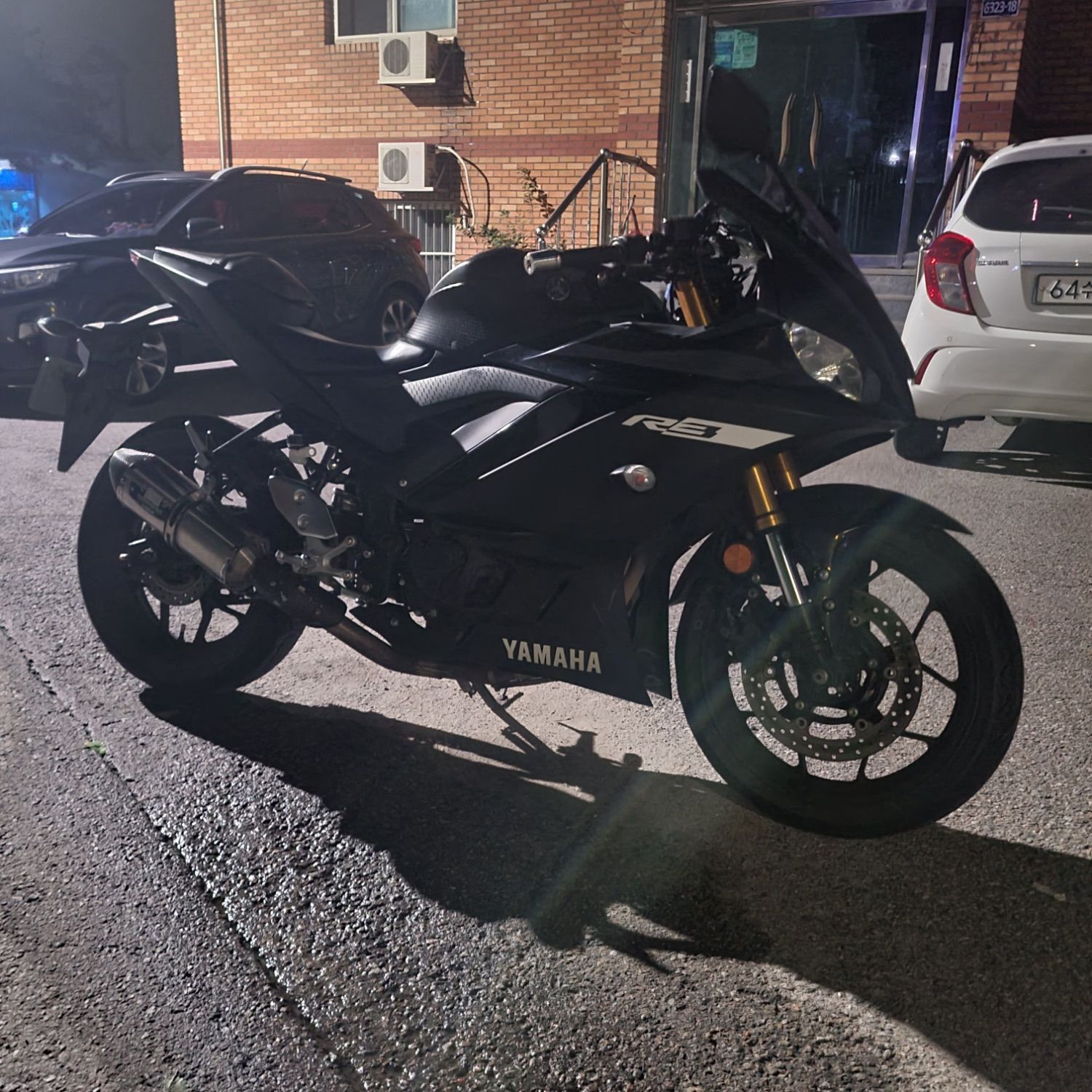 야마하 YZF R3 thumb 2