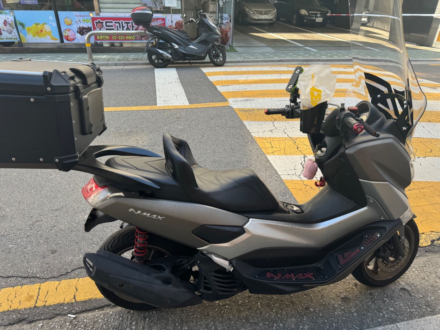 야마하 NMAX 155 more