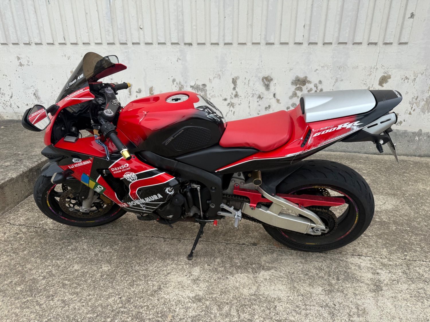 혼다 CBR 600 RR 2005 레드 사진 1