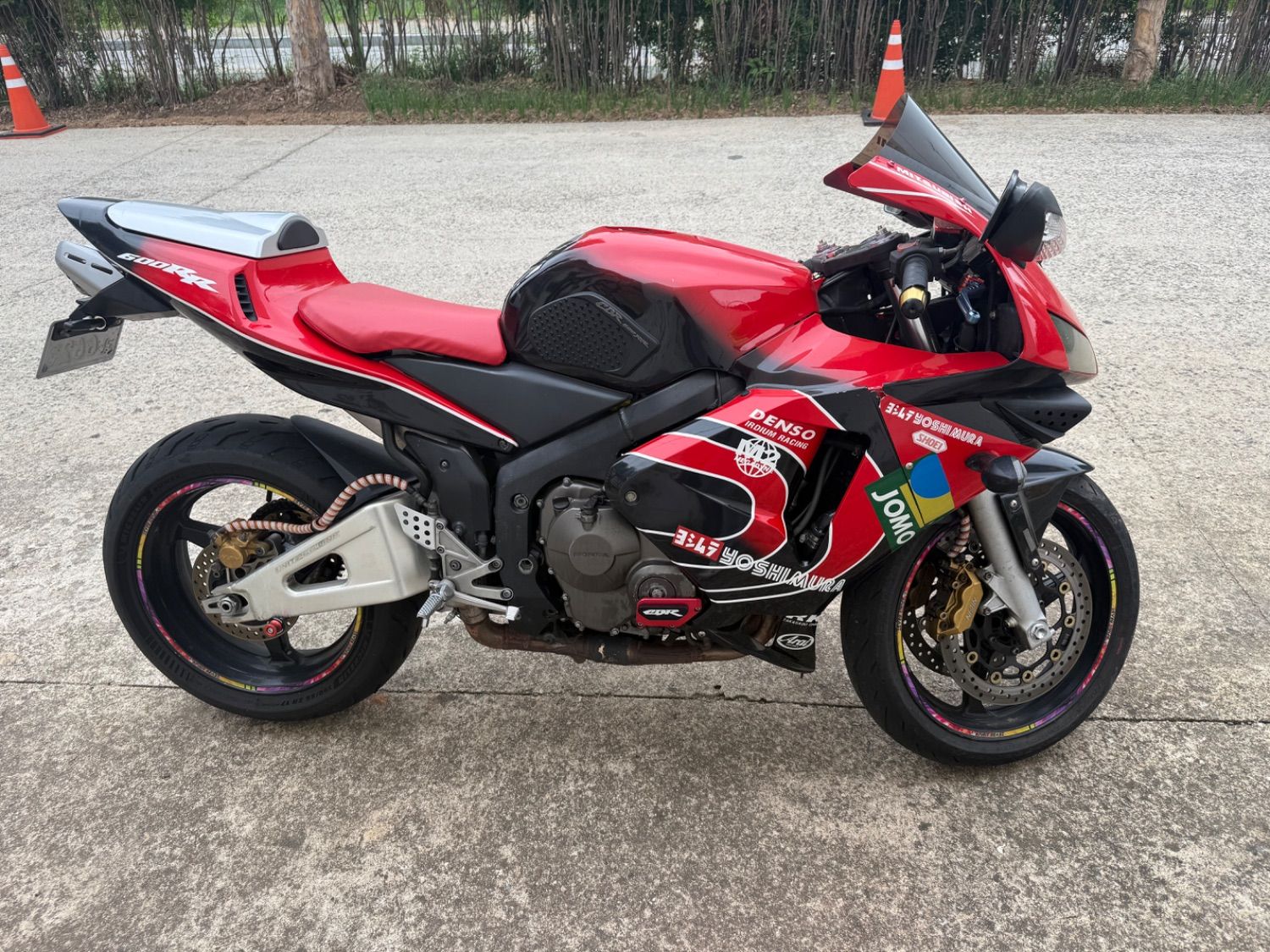 혼다 CBR 600 RR 2005 레드 사진 3