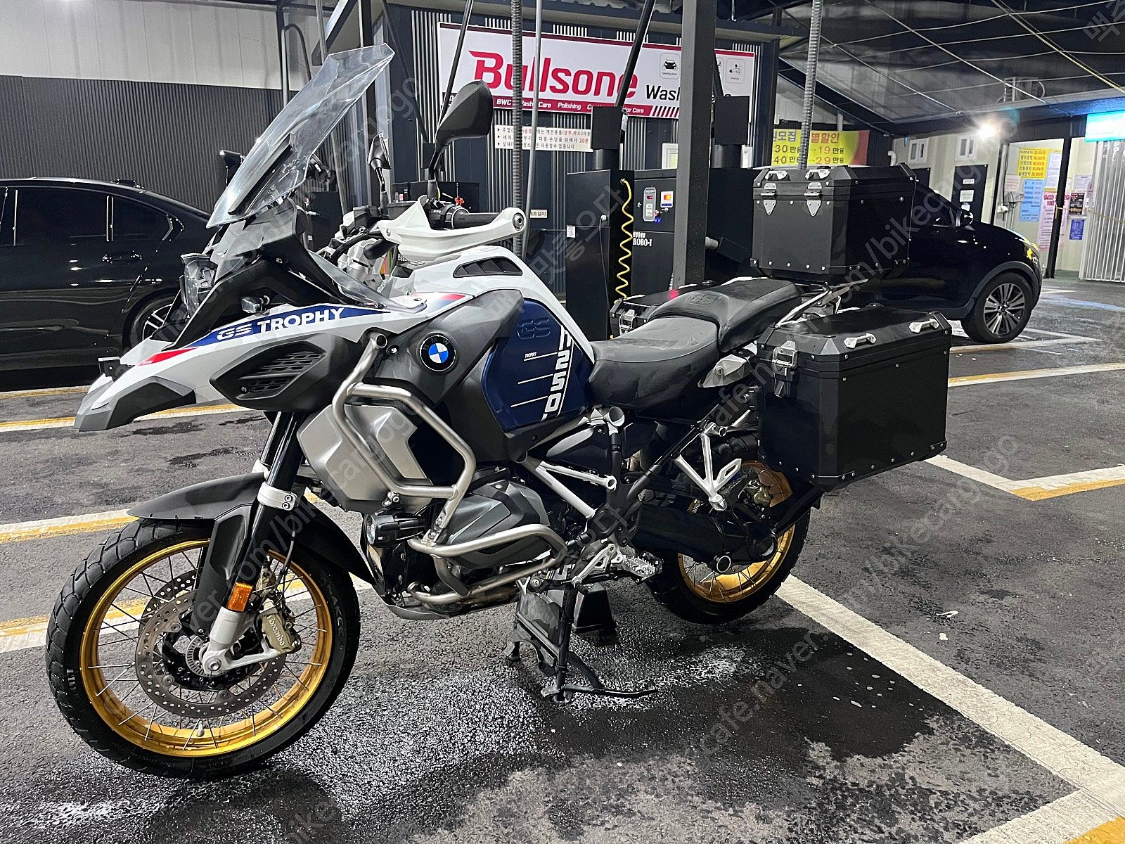 BMW R 1250 GS 2024 블루 사진 3