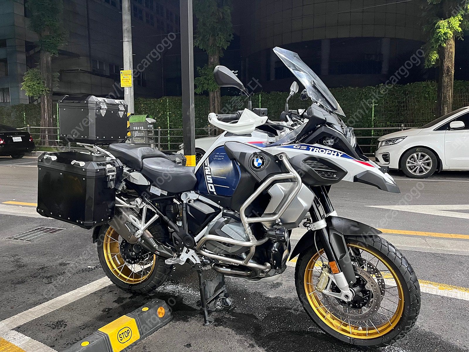 BMW R 1250 GS 2024 블루 사진 2