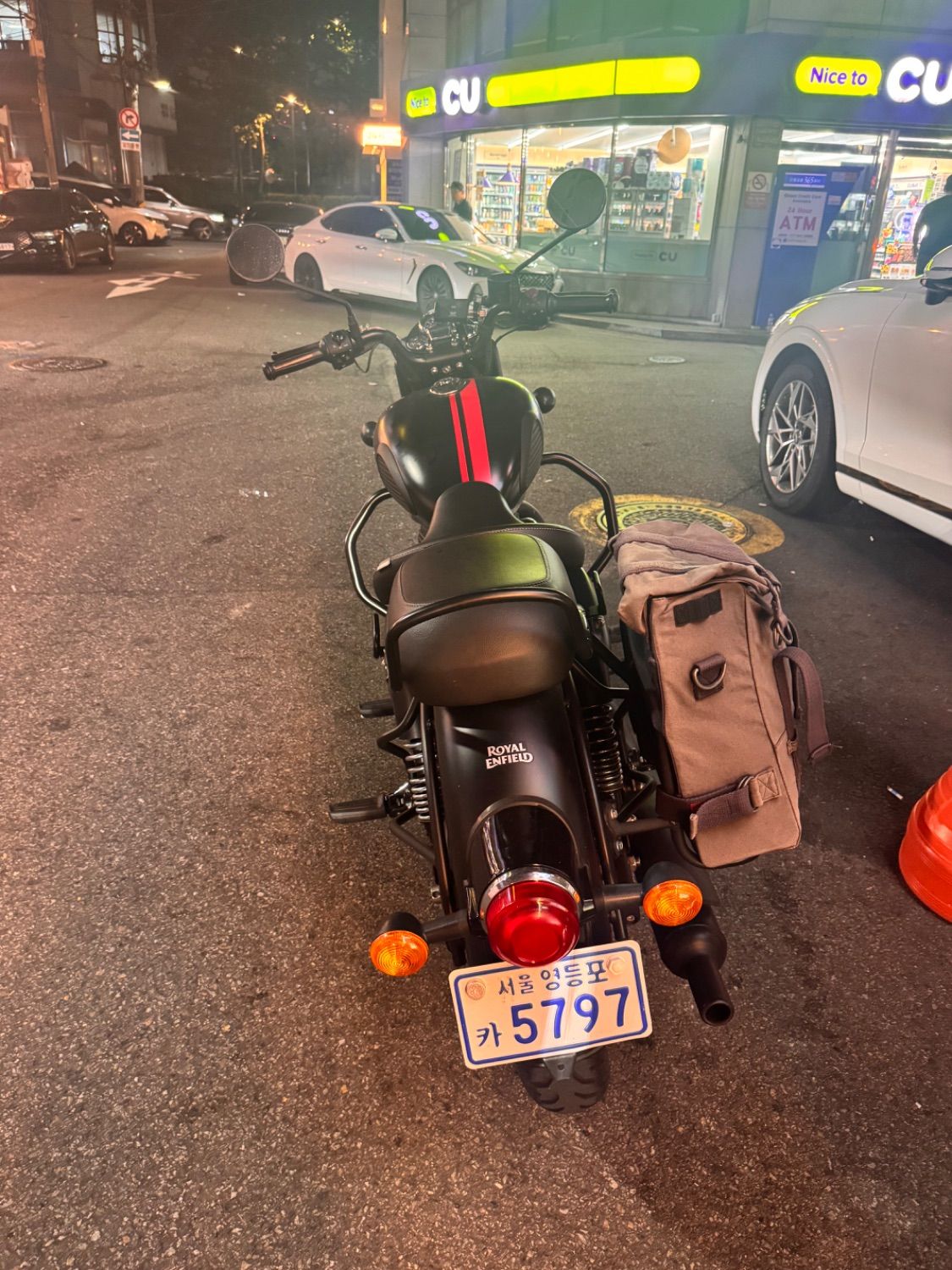 로얄엔필드 클래식 350 more