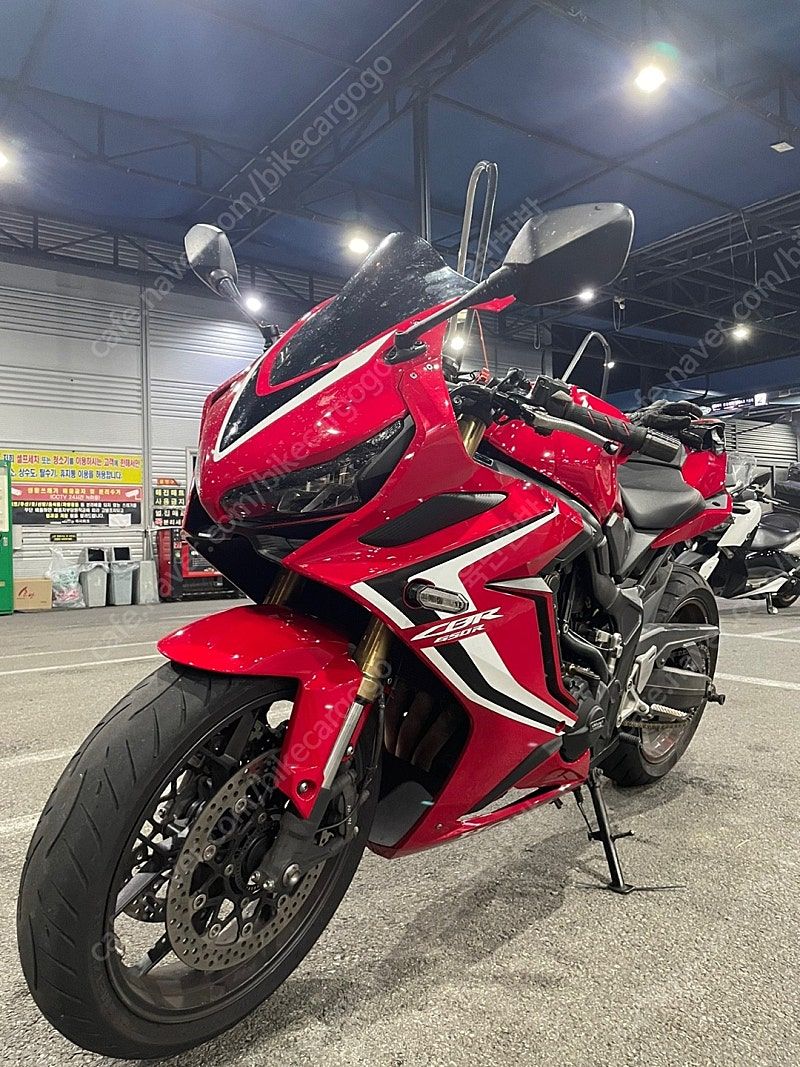 혼다 CBR 650 R MT main