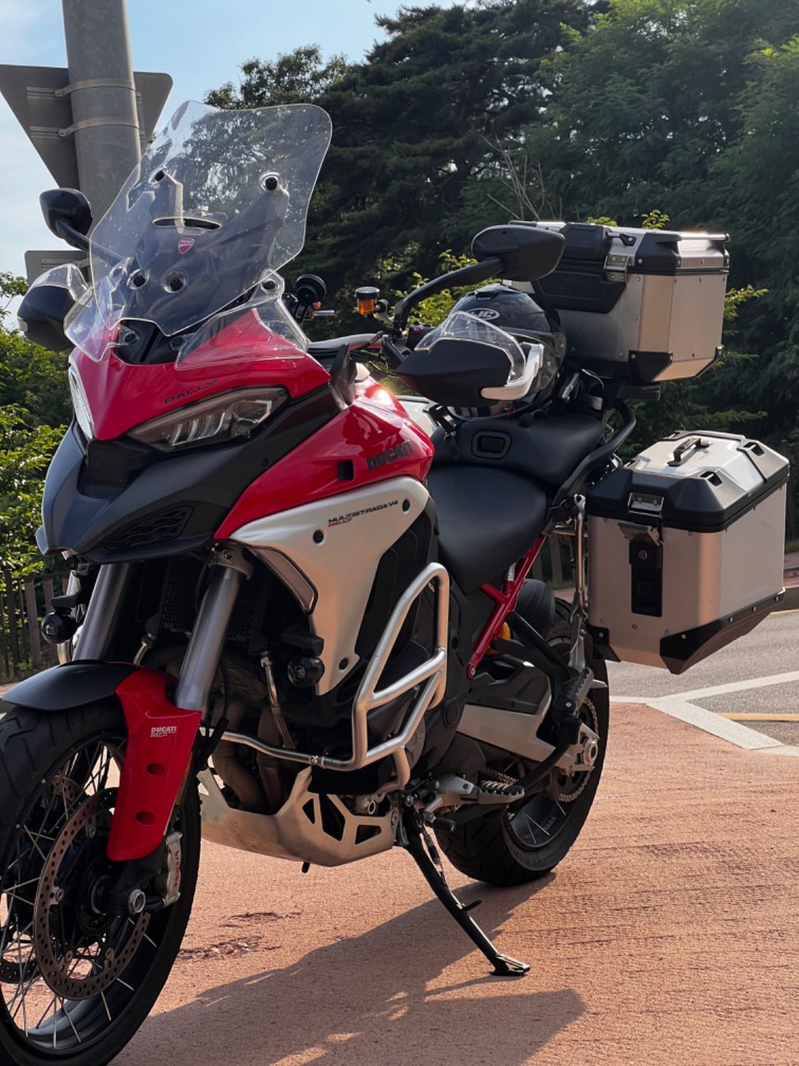 두카티 멀티스트라다 V4 S 2023 레드 사진 6