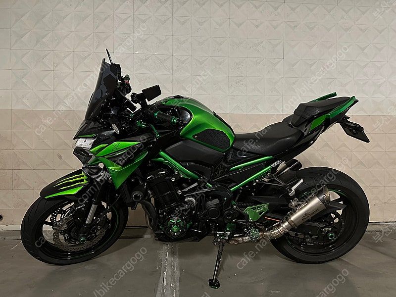 가와사키 Z 900 thumb 2