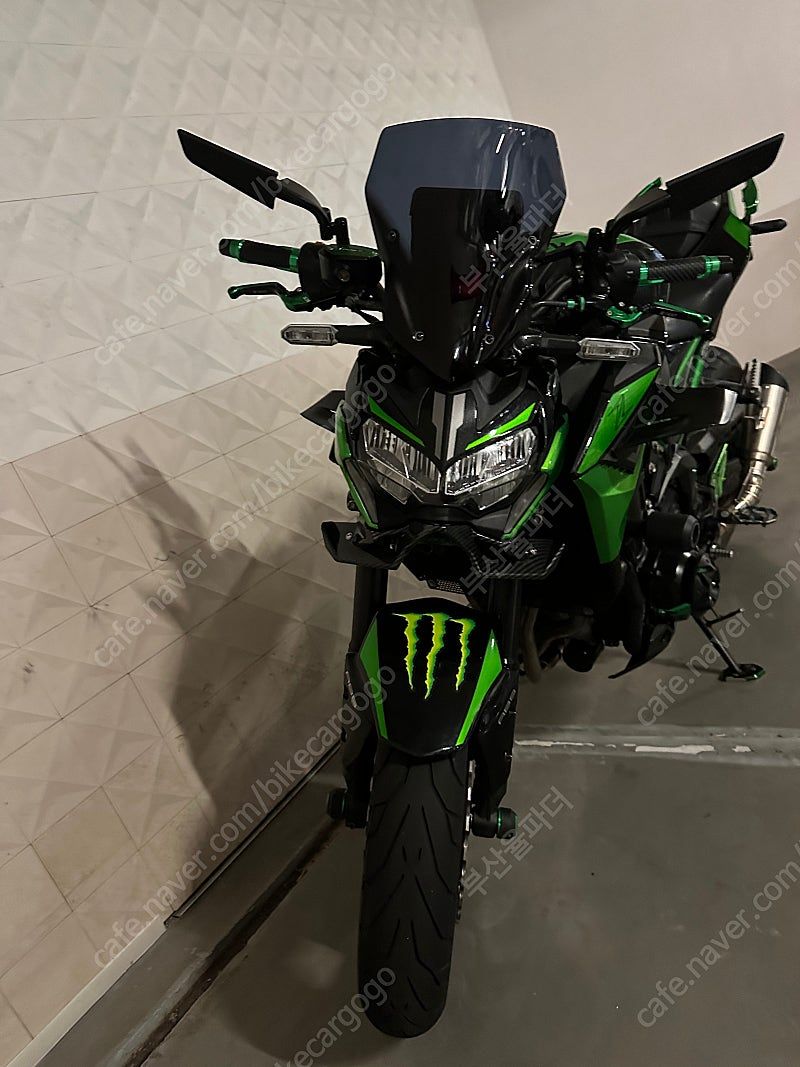 가와사키 Z 900 more