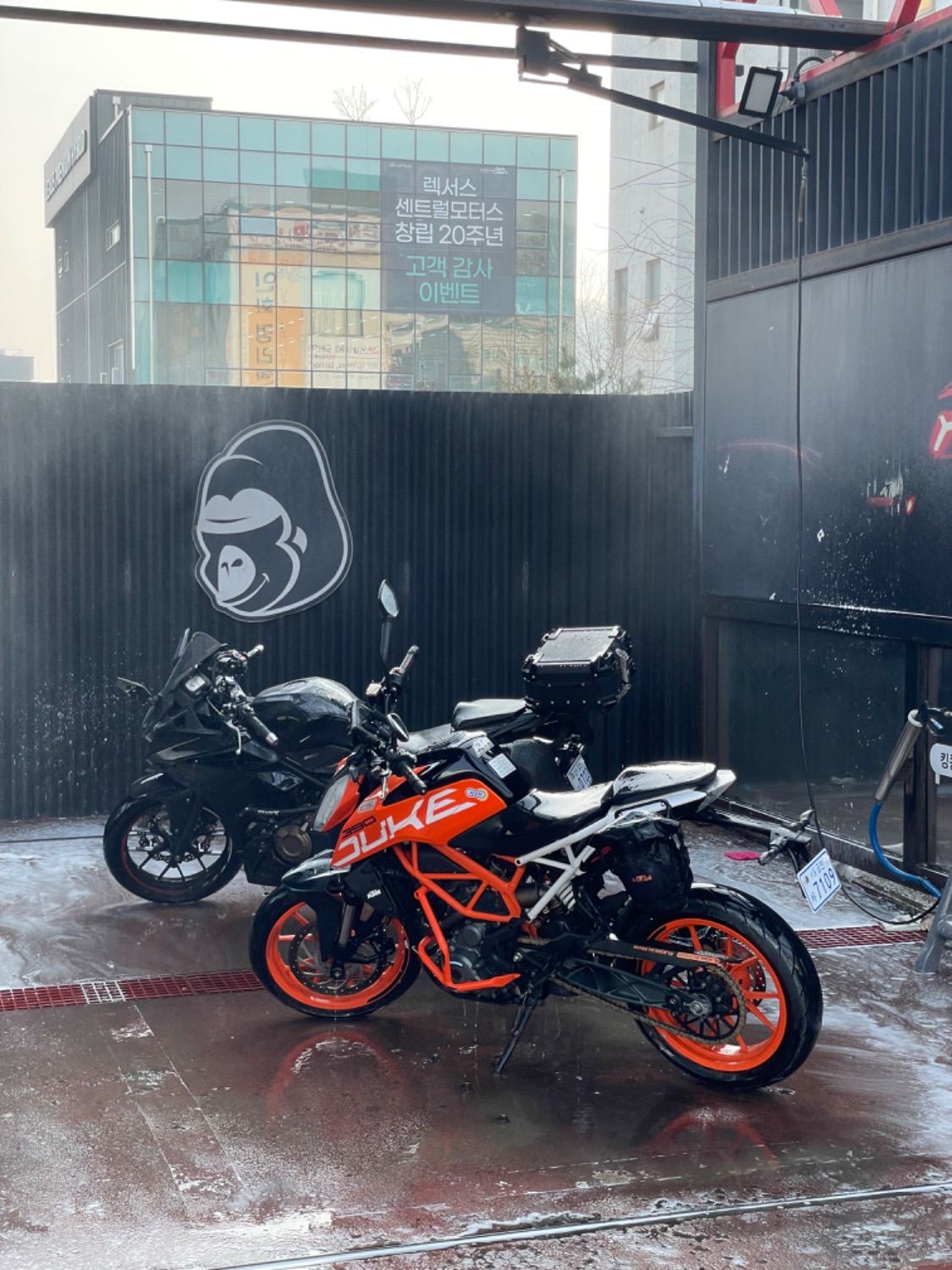 KTM 390 듀크 thumb 2