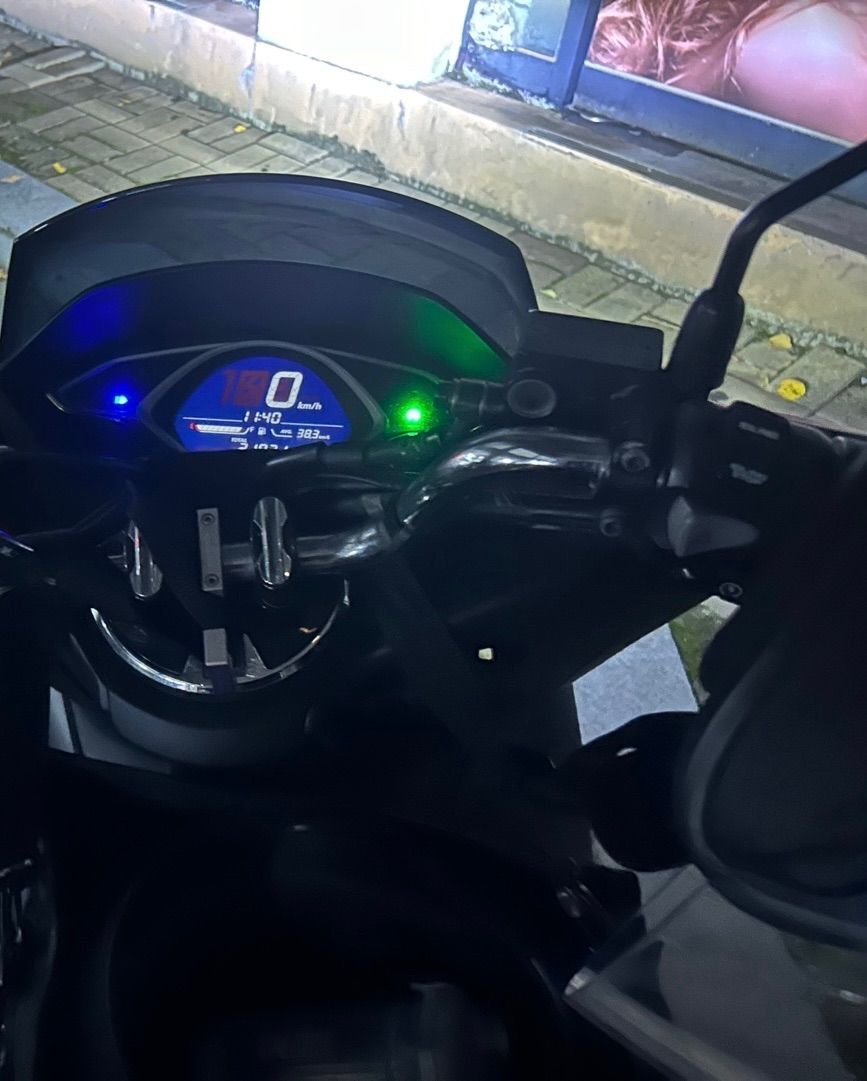 혼다 PCX 125 thumb 2